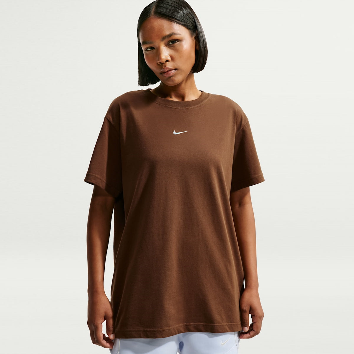 Дамска тениска Nike Sportswear Classic Oversized T-Shirt – IH7601-259