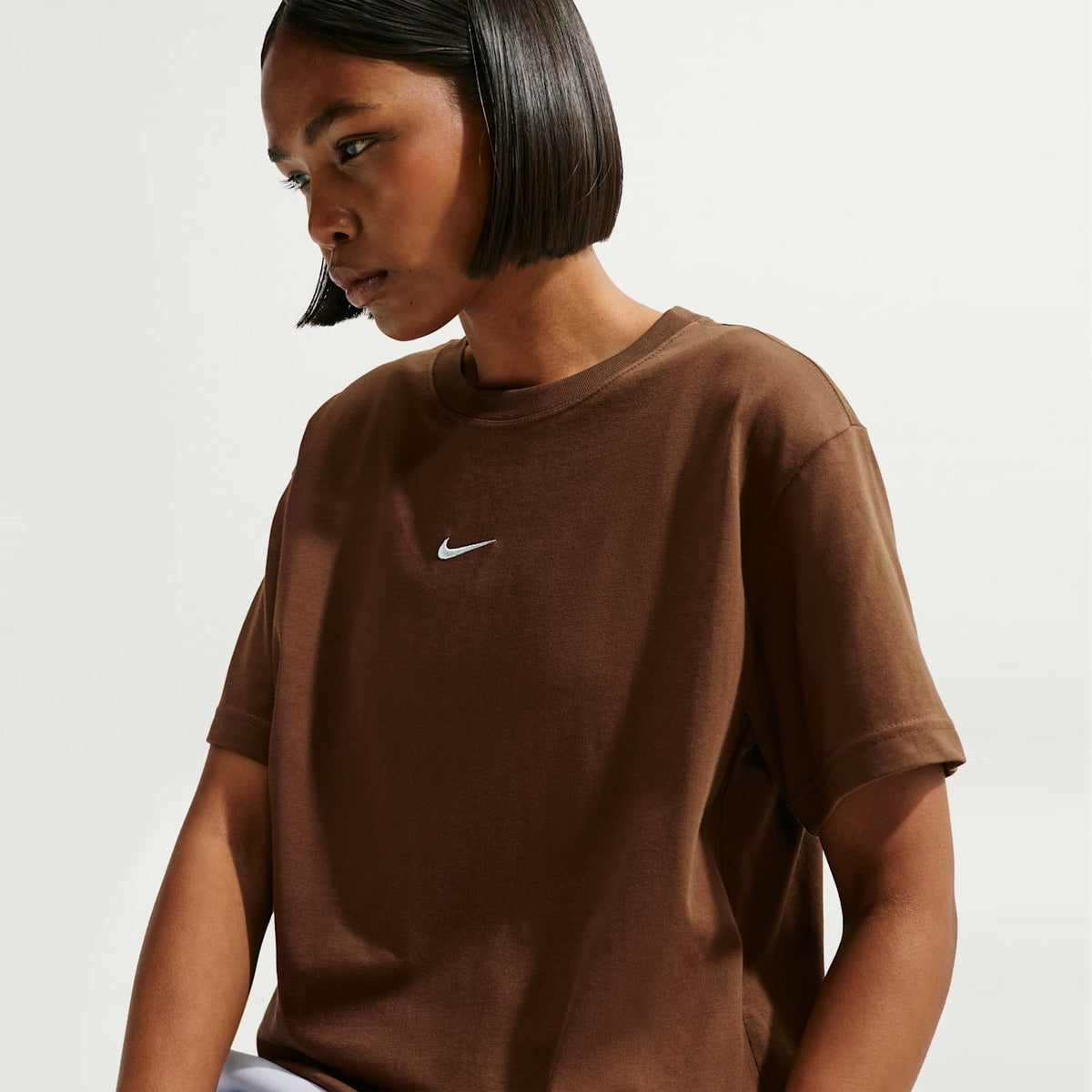Дамска тениска Nike Sportswear Classic Oversized T-Shirt – IH7601-259 отпред