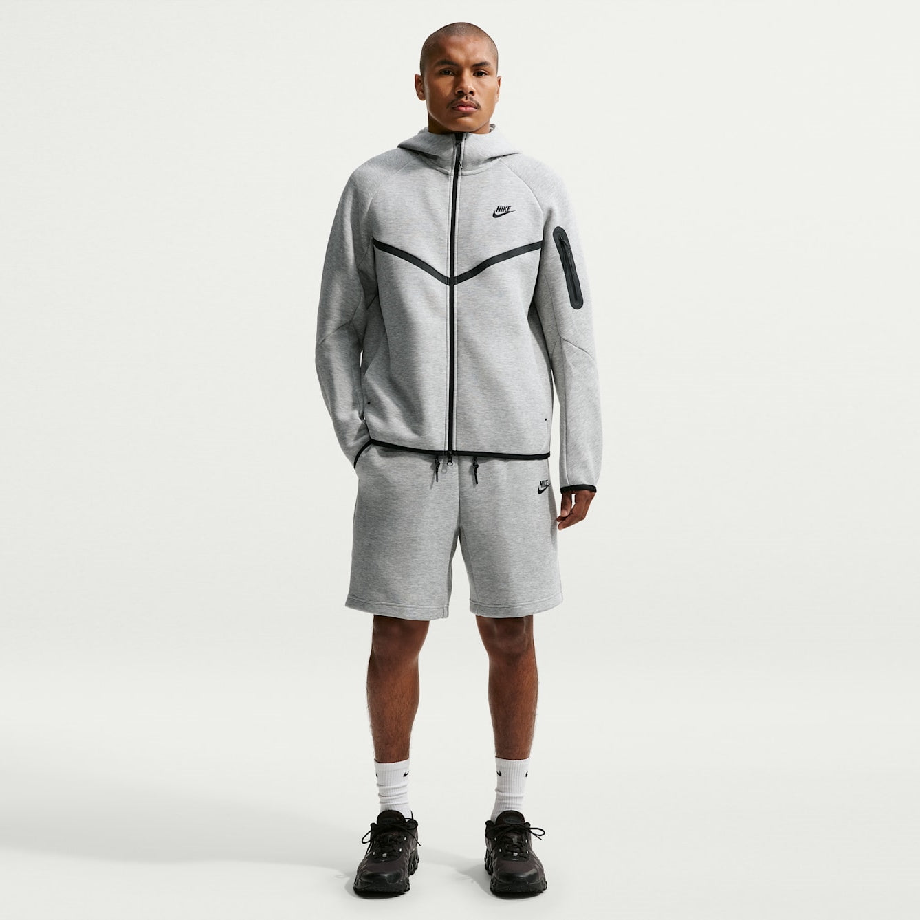Мъжки къс панталон Nike Tech Fleece Shorts - IM0693-010 модел опред