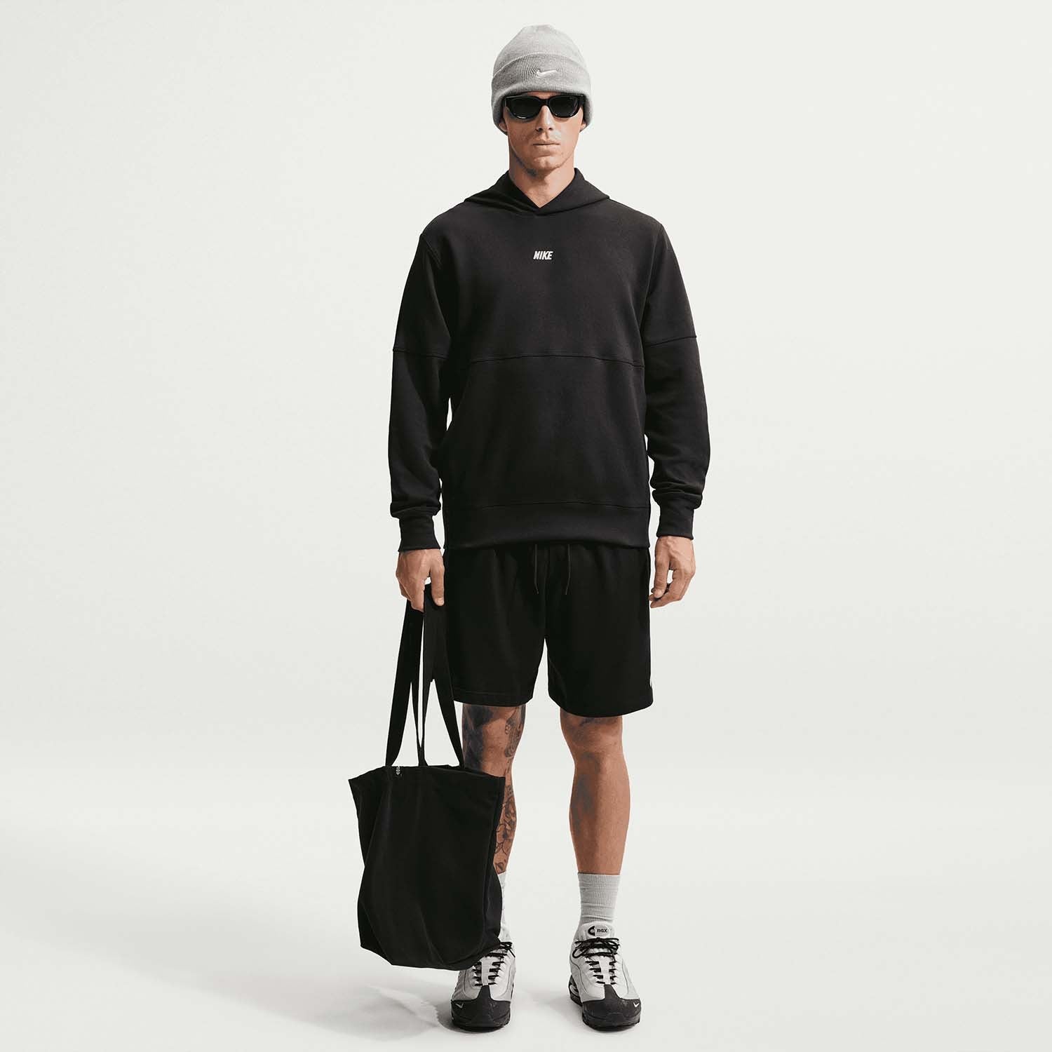 Мъжко худи Nike Club Varsity Hoodie - IO1383-010 модел отпред