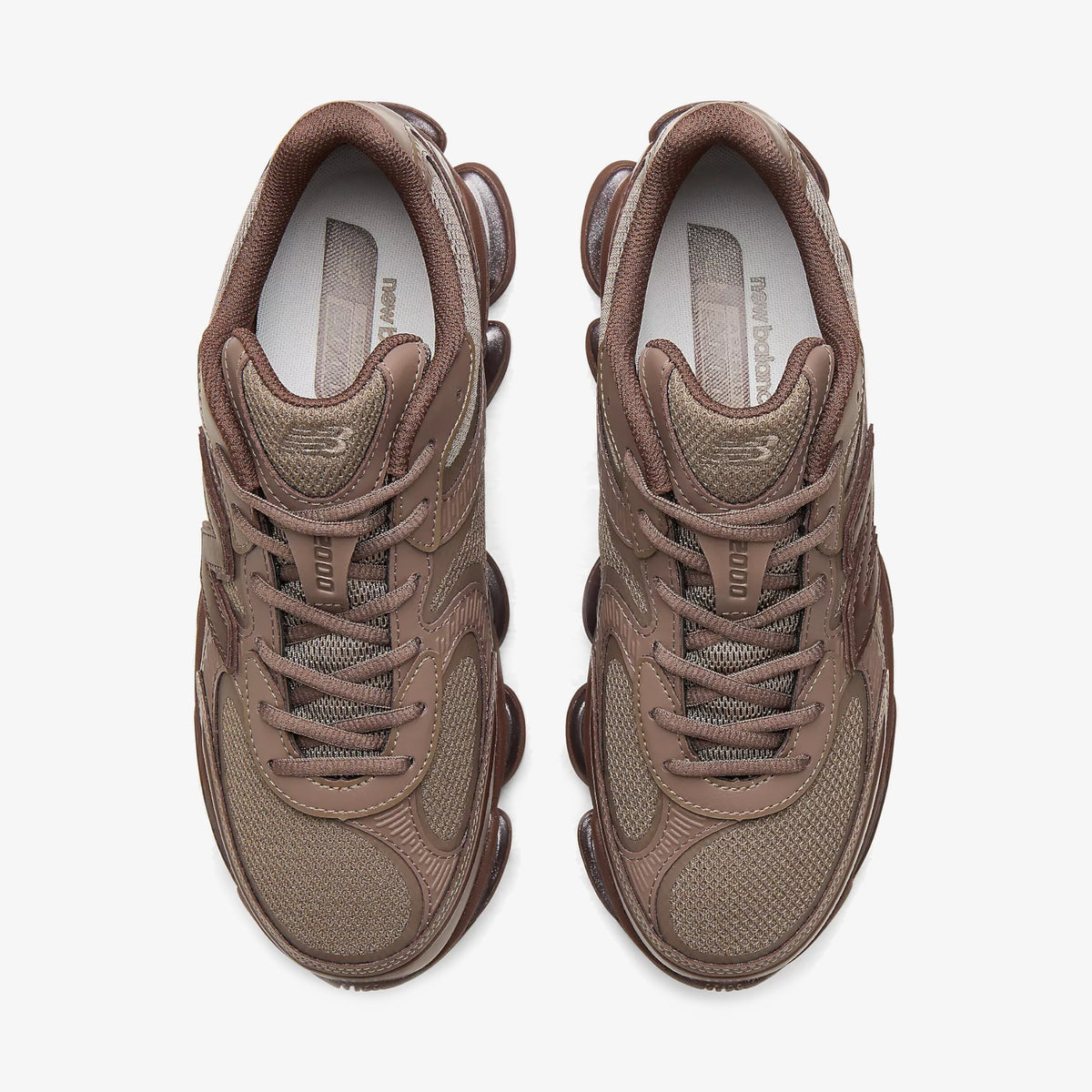 Дамски маратонки New Balance ABZORB 2000 Luxe - U20004EY отгоре