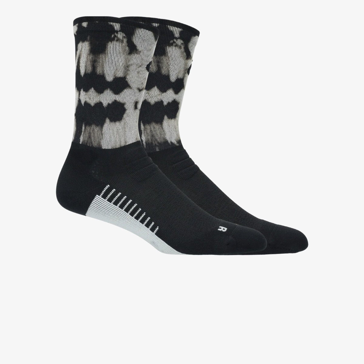 Чорапи Asics Performance Run Crew Socks - 3013B380-001 отстрани