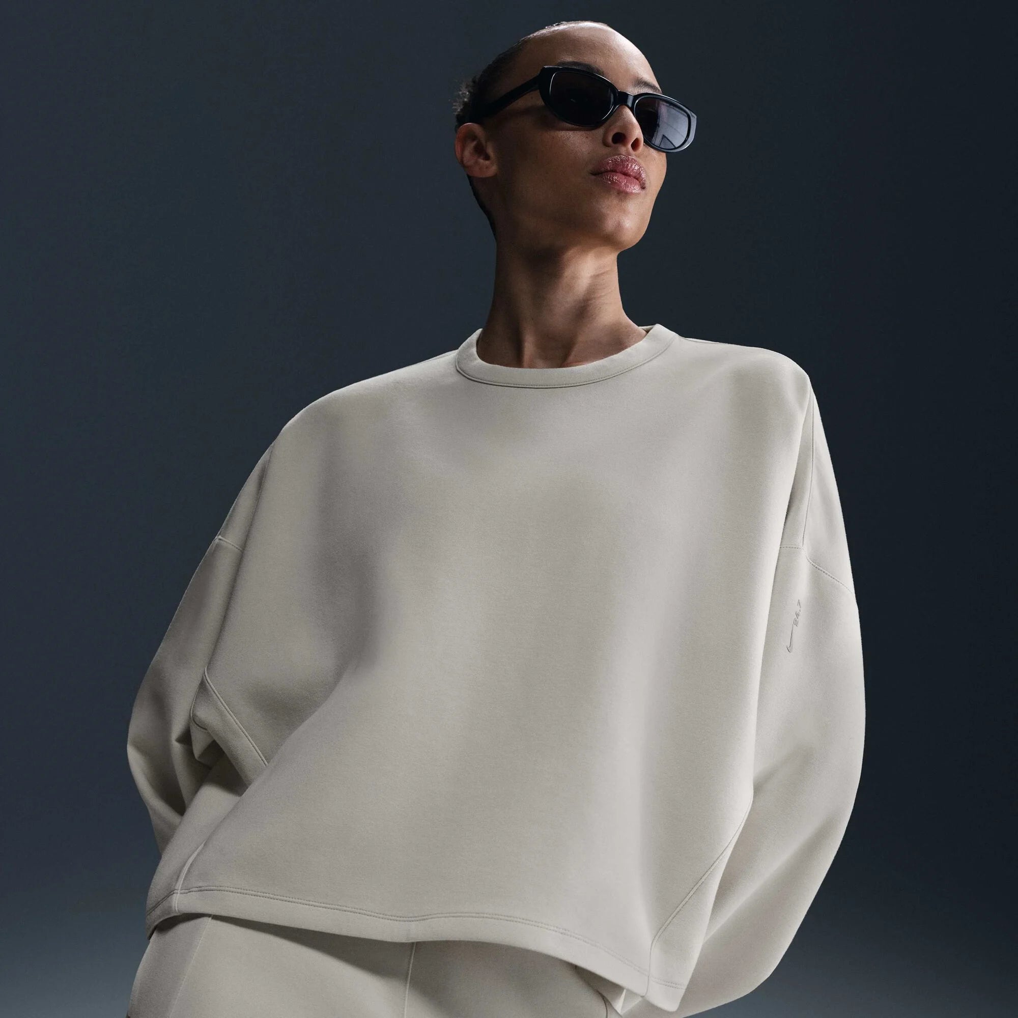 Дамска блуза Nike 24.7 ImpossiblySoft Oversized Top - Airhouse