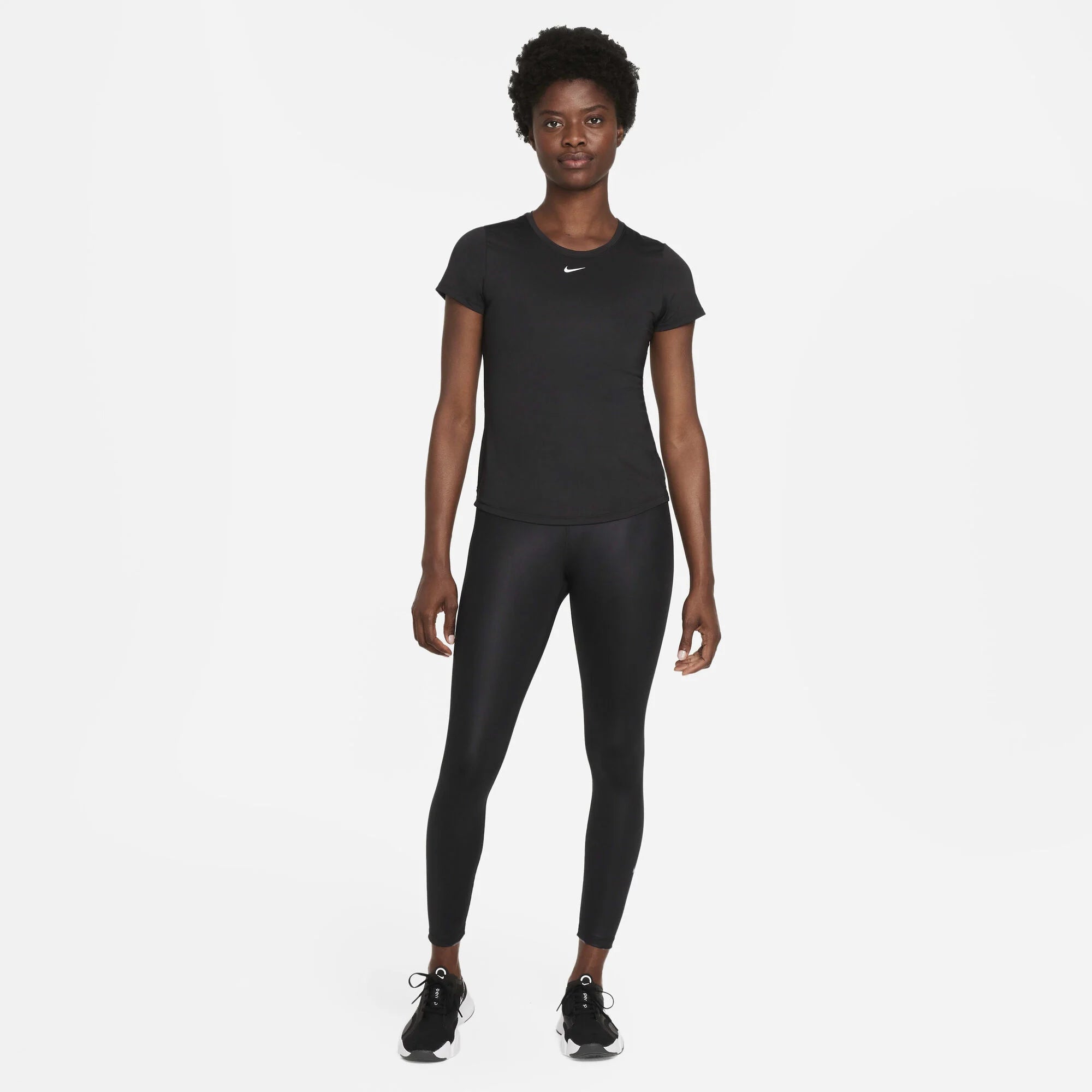 Дамска тениска Nike Dri - FIT One Slim Top - Airhouse