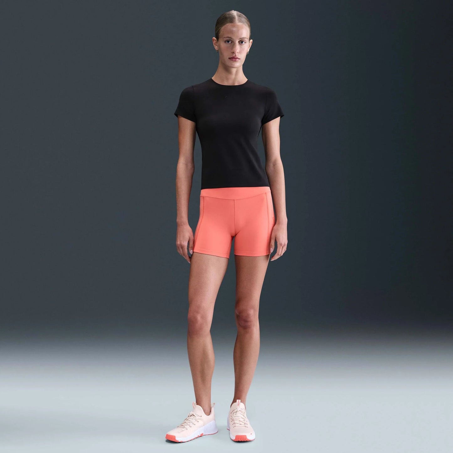 Дамска тениска Nike Form SS Top - Airhouse