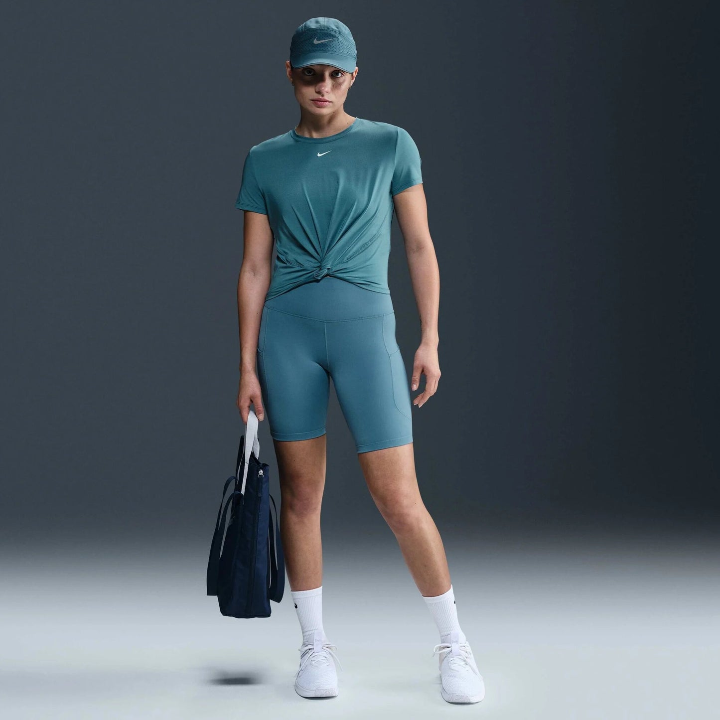 Дамска тениска Nike One Classic Top - Airhouse