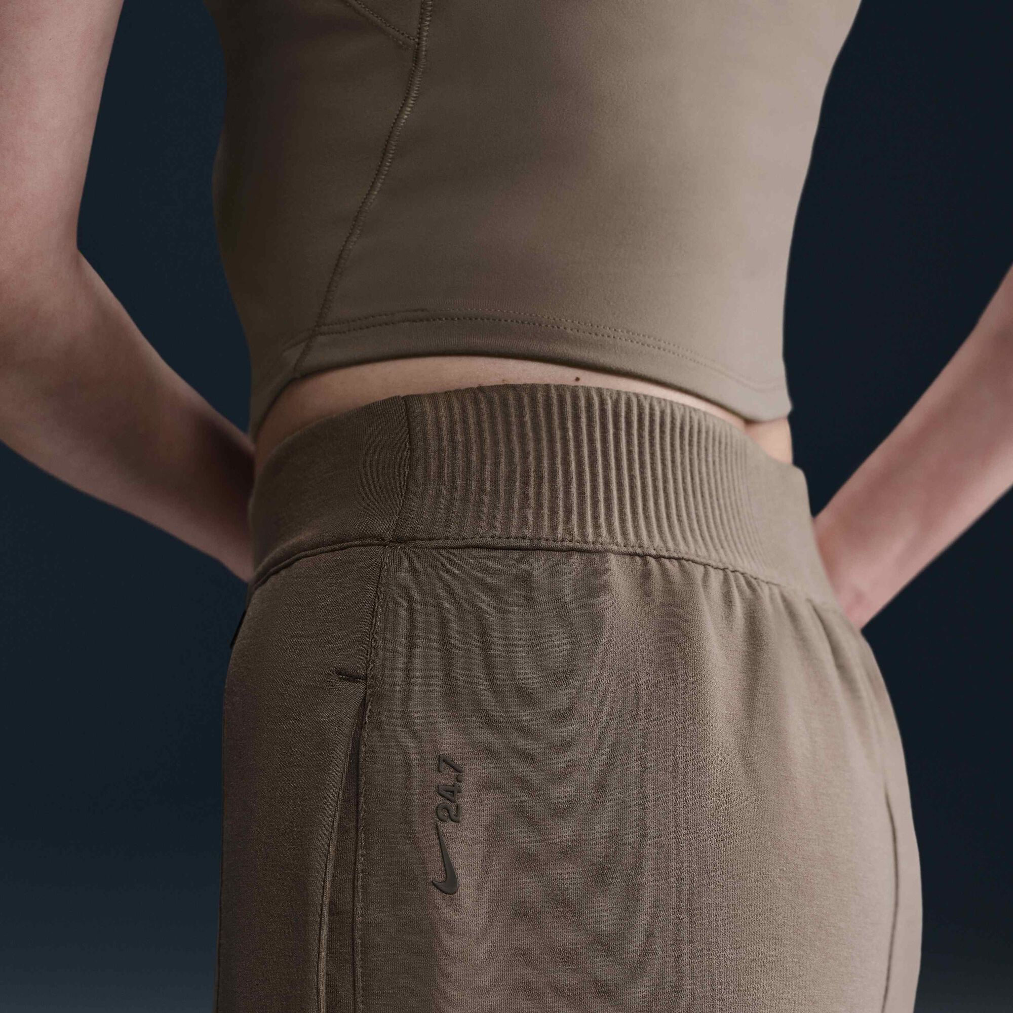 Дамски джогър Nike 24.7 Joggers - Airhouse