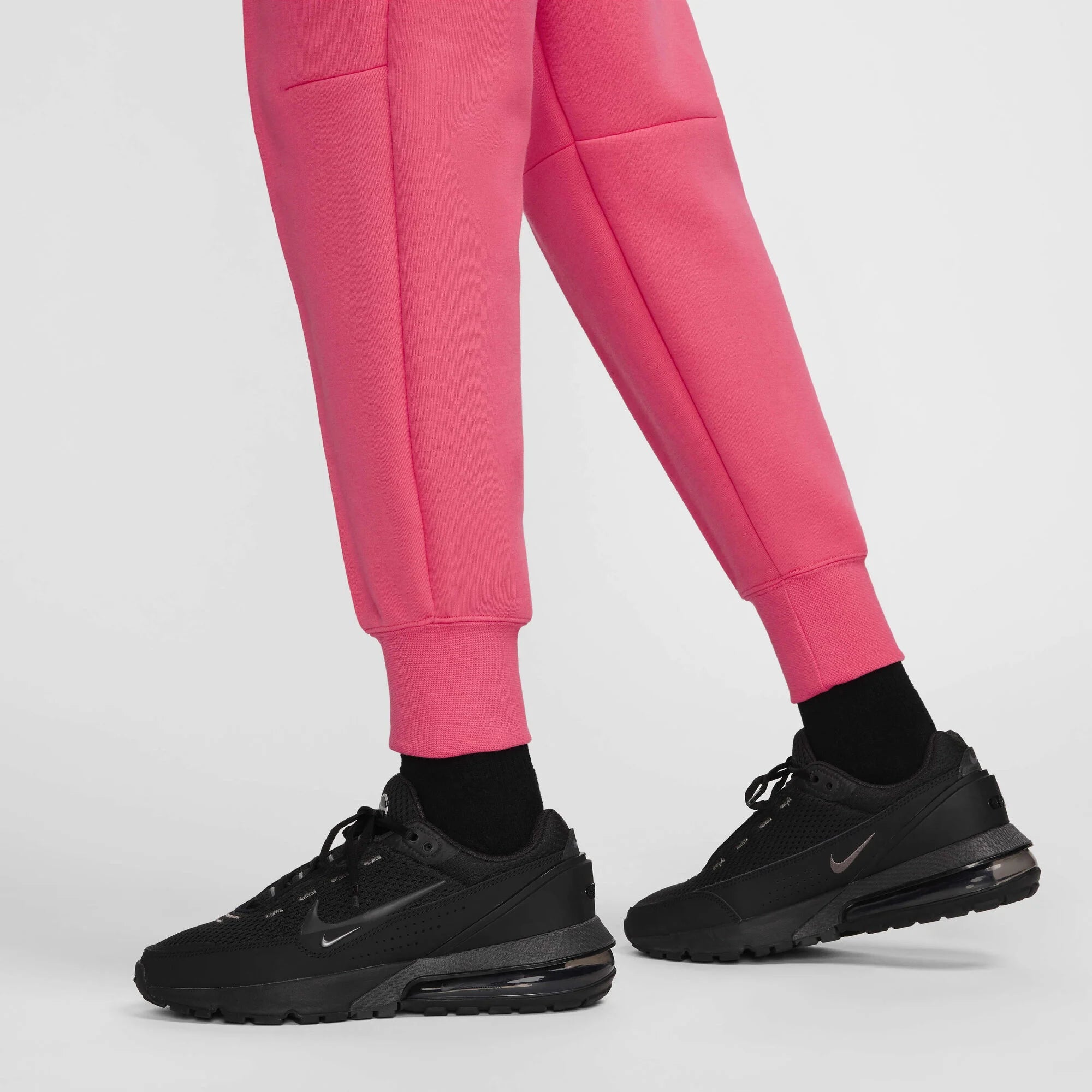 Дамски джогър Nike Tech Fleece Joggers - Airhouse