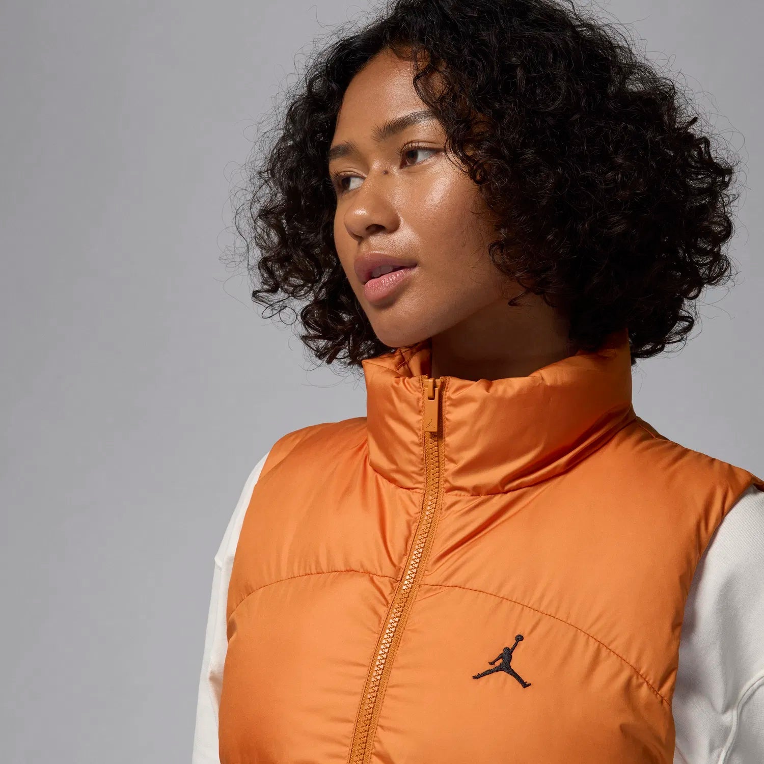 Дамски елек Jordan Puffer Gilet - Airhouse