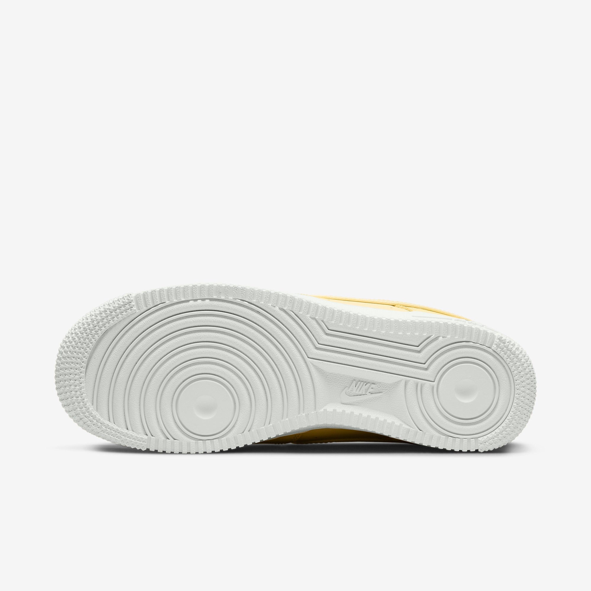 Дамски кецове Nike Air Force 1 Low - DJ9945-700 подметка