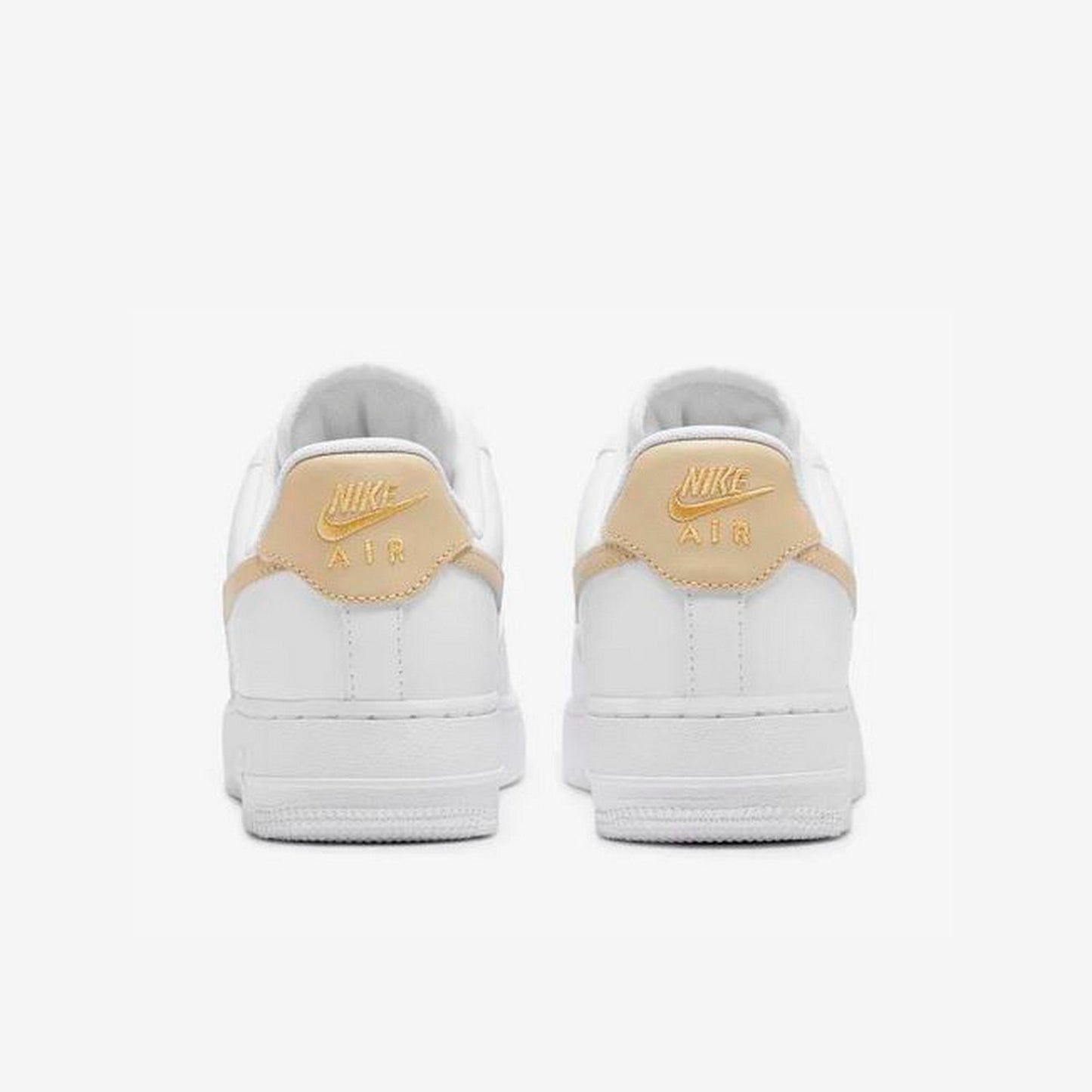 Дамски кецове Nike Air Force 1 '07 Essential - Airhouse