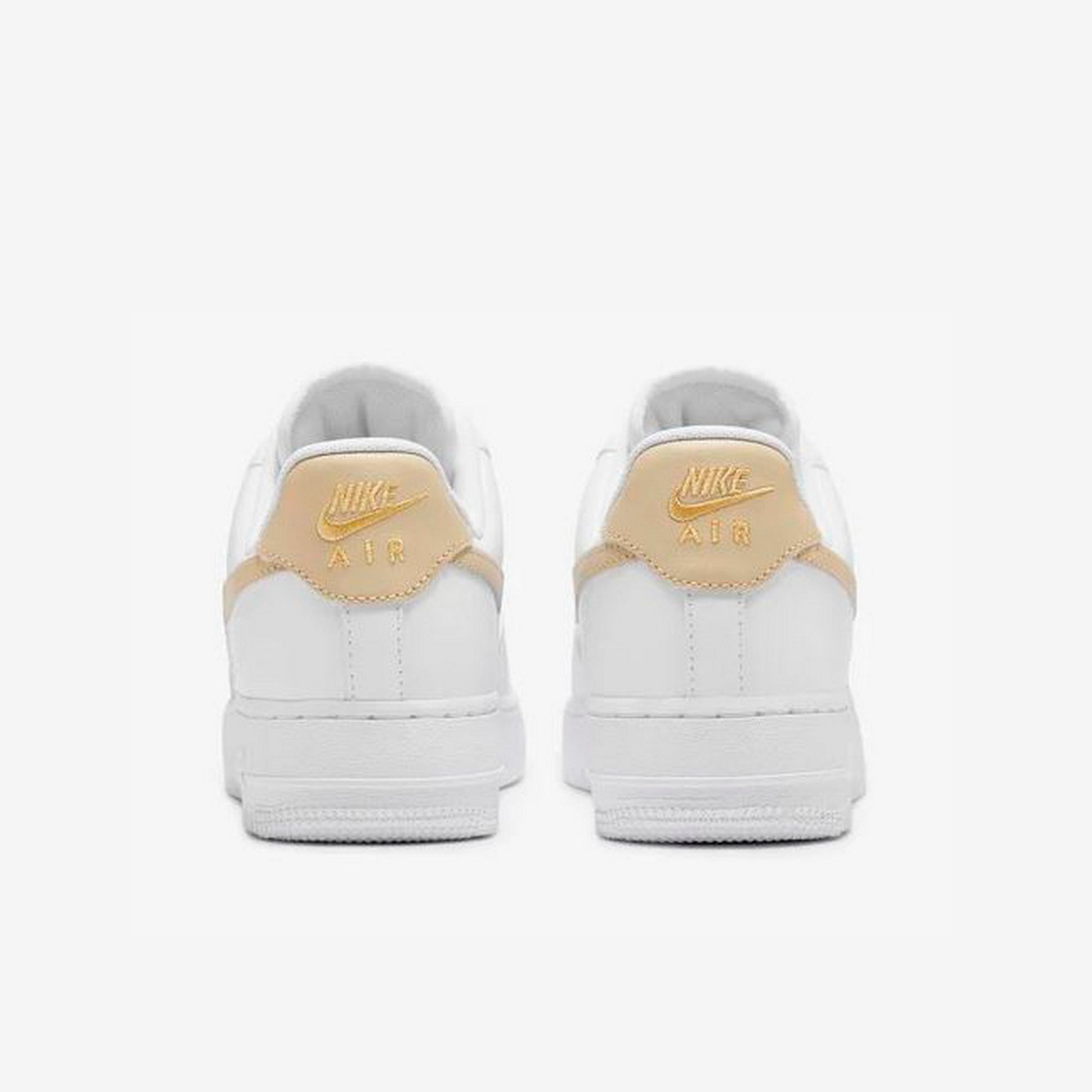 Дамски кецове Nike Air Force 1 '07 Essential - Airhouse