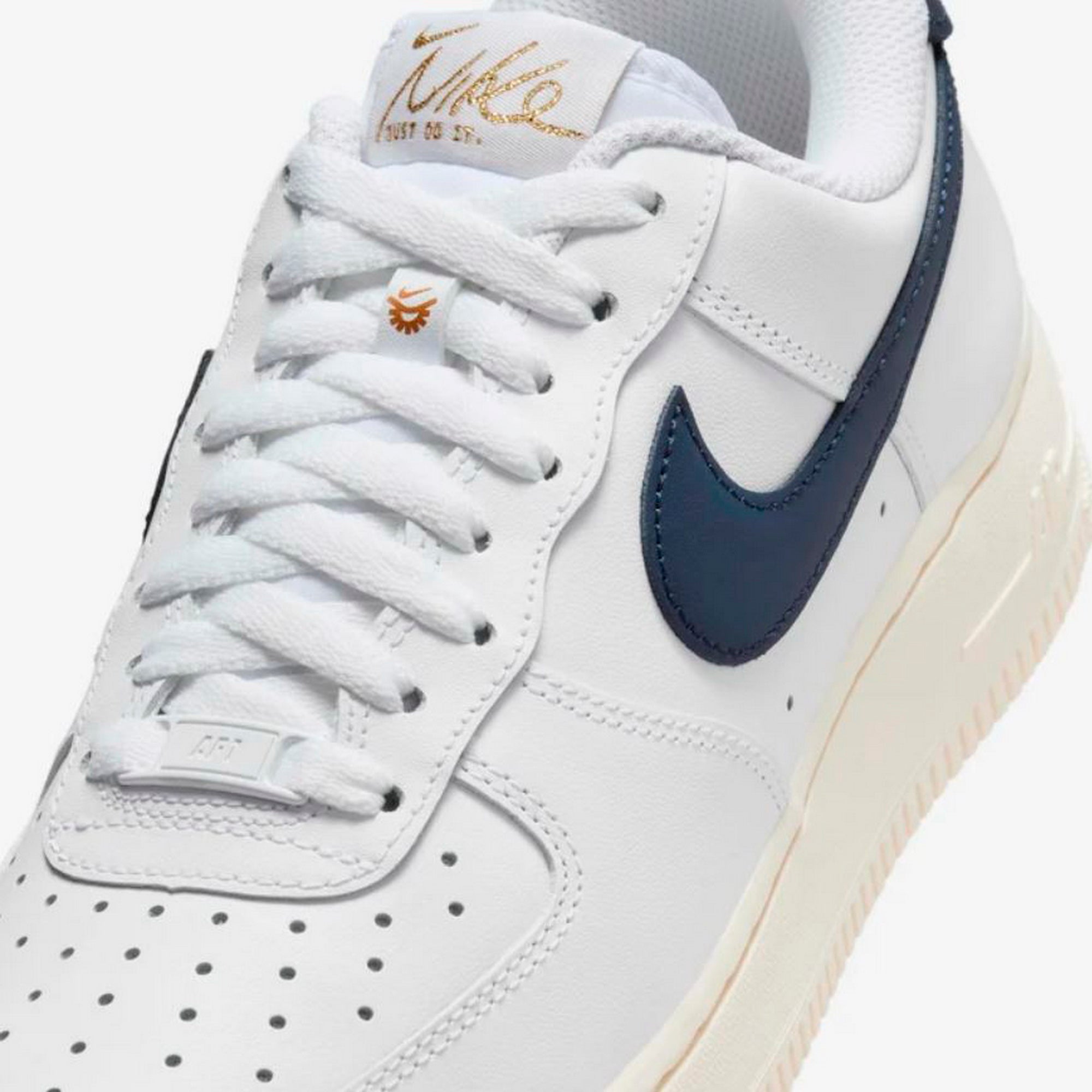 Дамски кецове Nike Air Force 1 '07 FlyEase "Olympic" - Airhouse