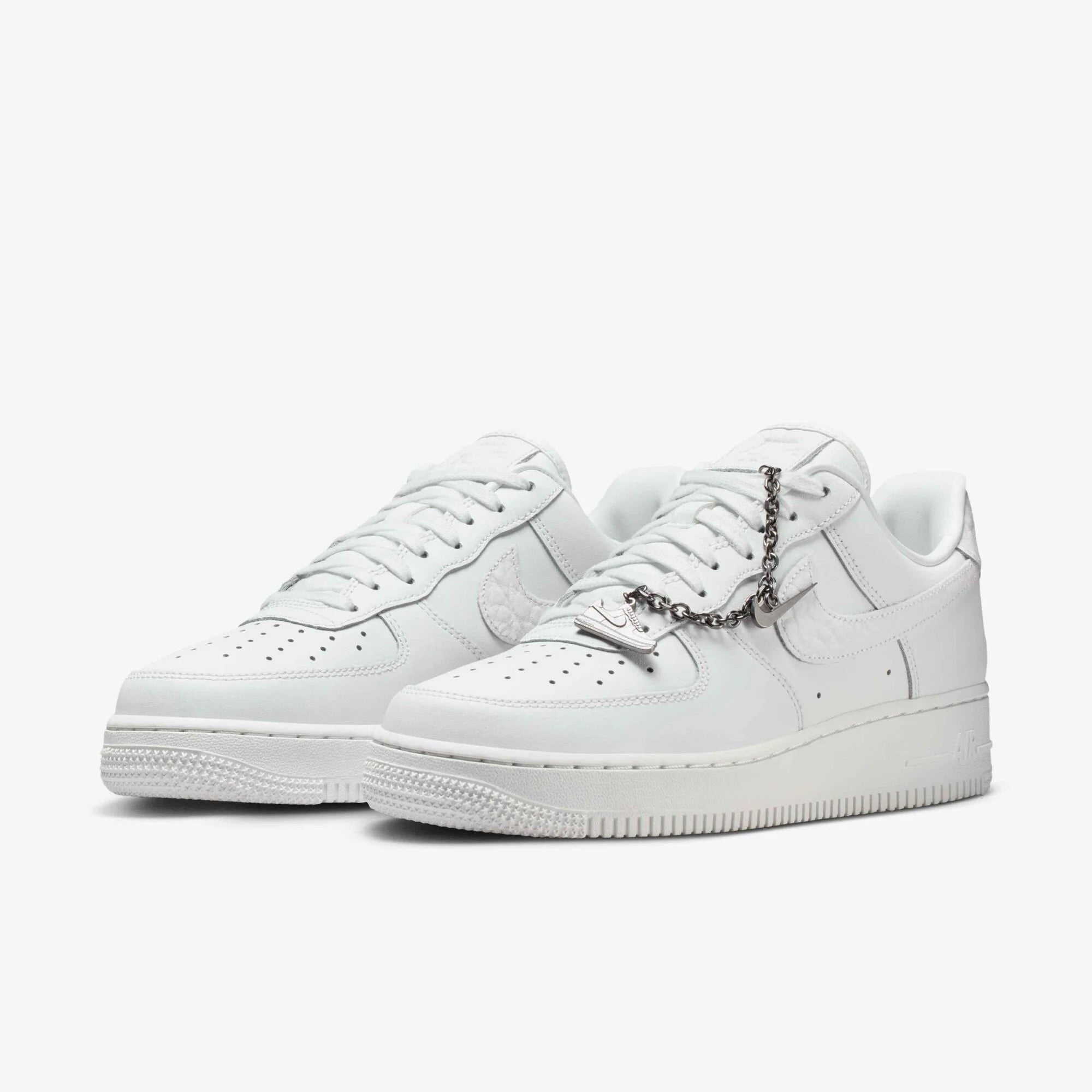 Дамски кецове Nike Air Force 1 '07 Low - Airhouse
