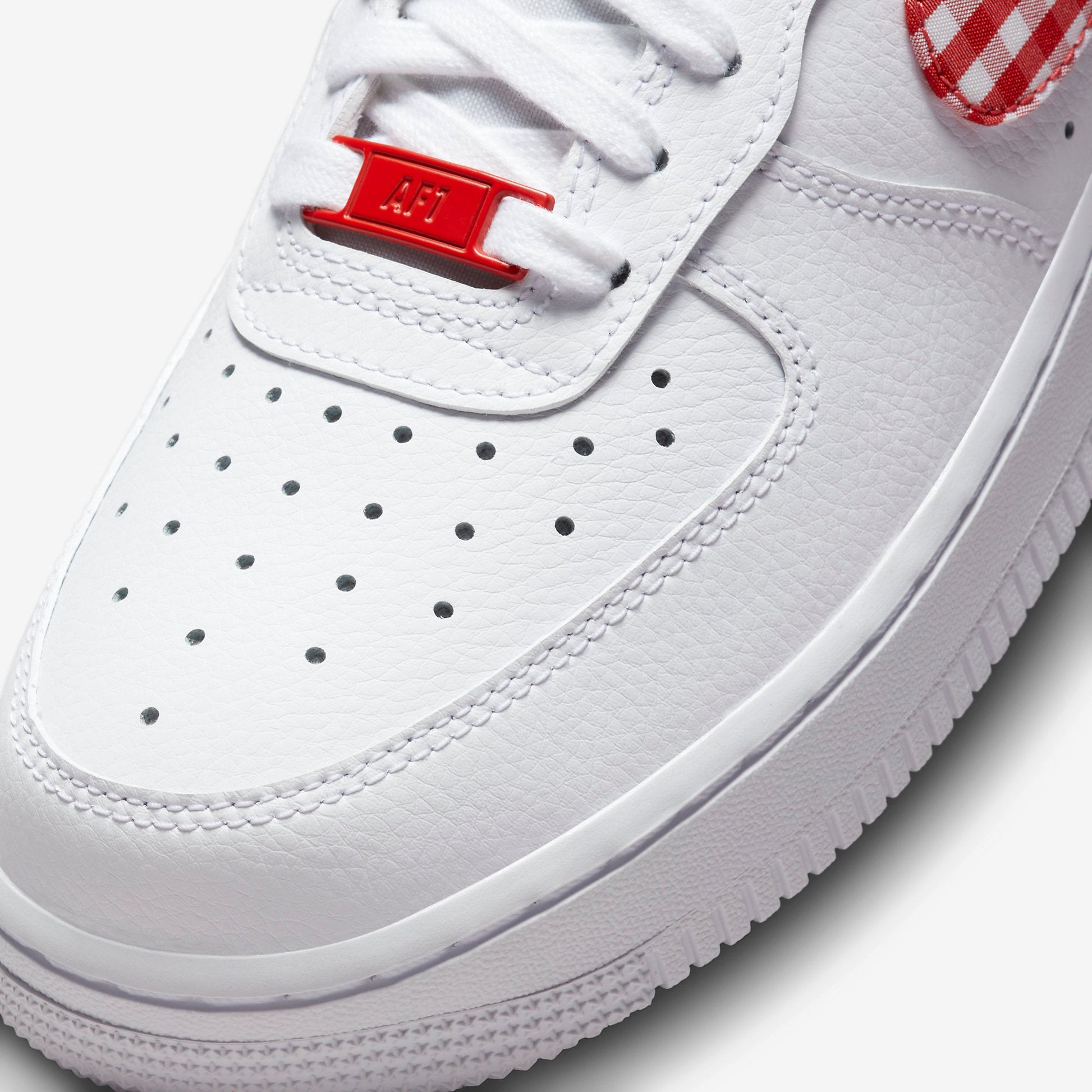 Дамски кецове Nike Air Force 1 '07 "Red Gingham" - Airhouse