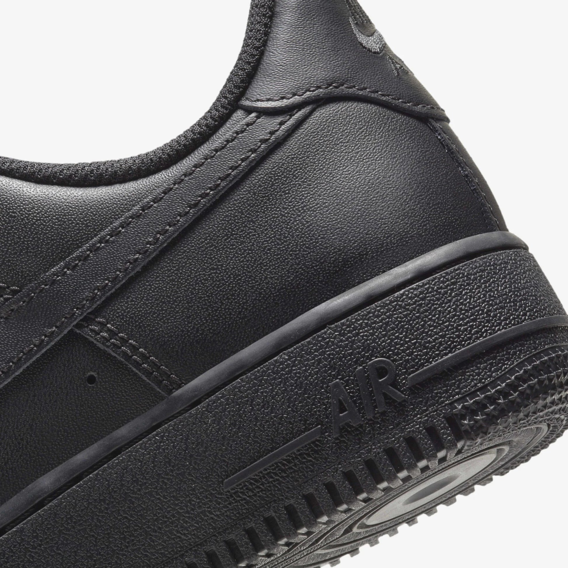 Дамски кецове Nike Air Force 1 Low - Airhouse