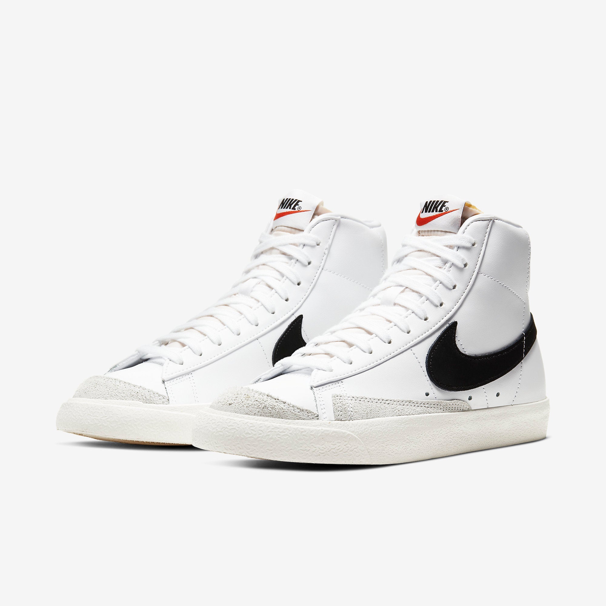 Дамски кецове Nike Blazer Mid 77 - Airhouse