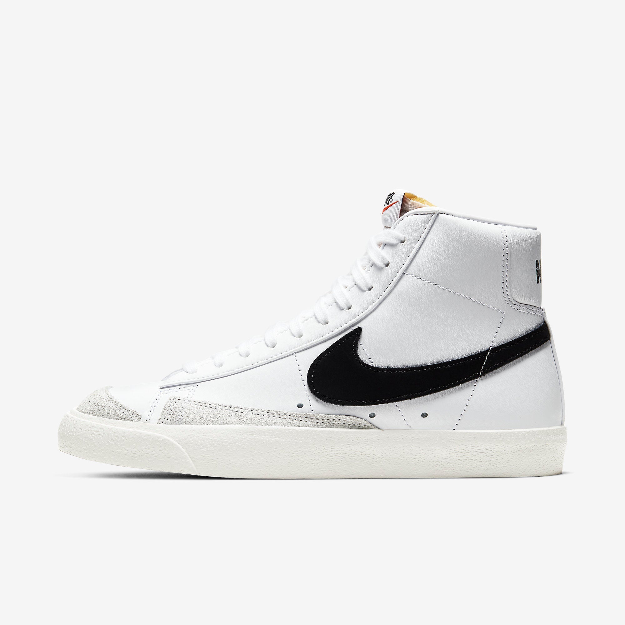 Дамски кецове Nike Blazer Mid 77 - Airhouse