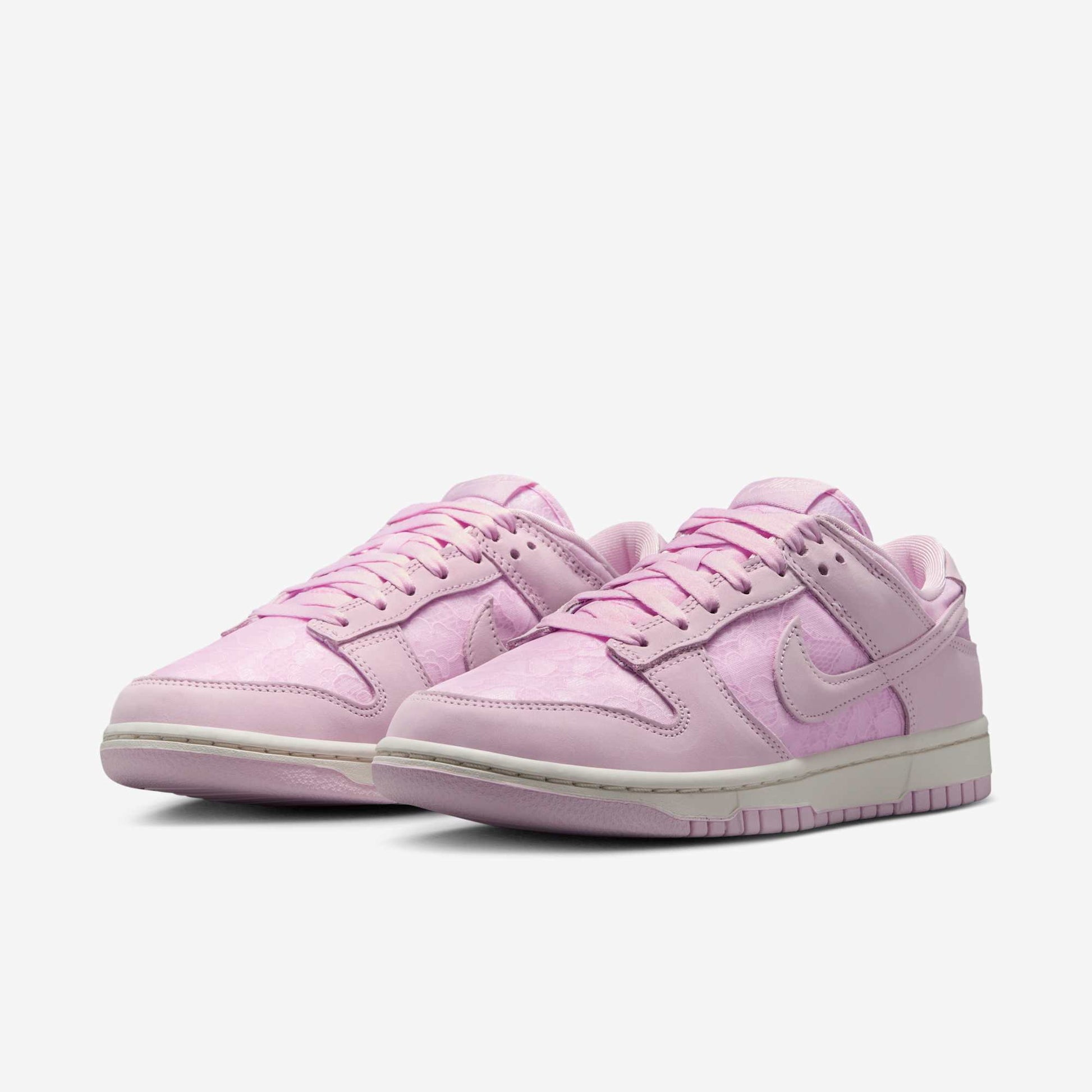 Дамски кецове Nike Dunk Low “Lace” Pack - Airhouse