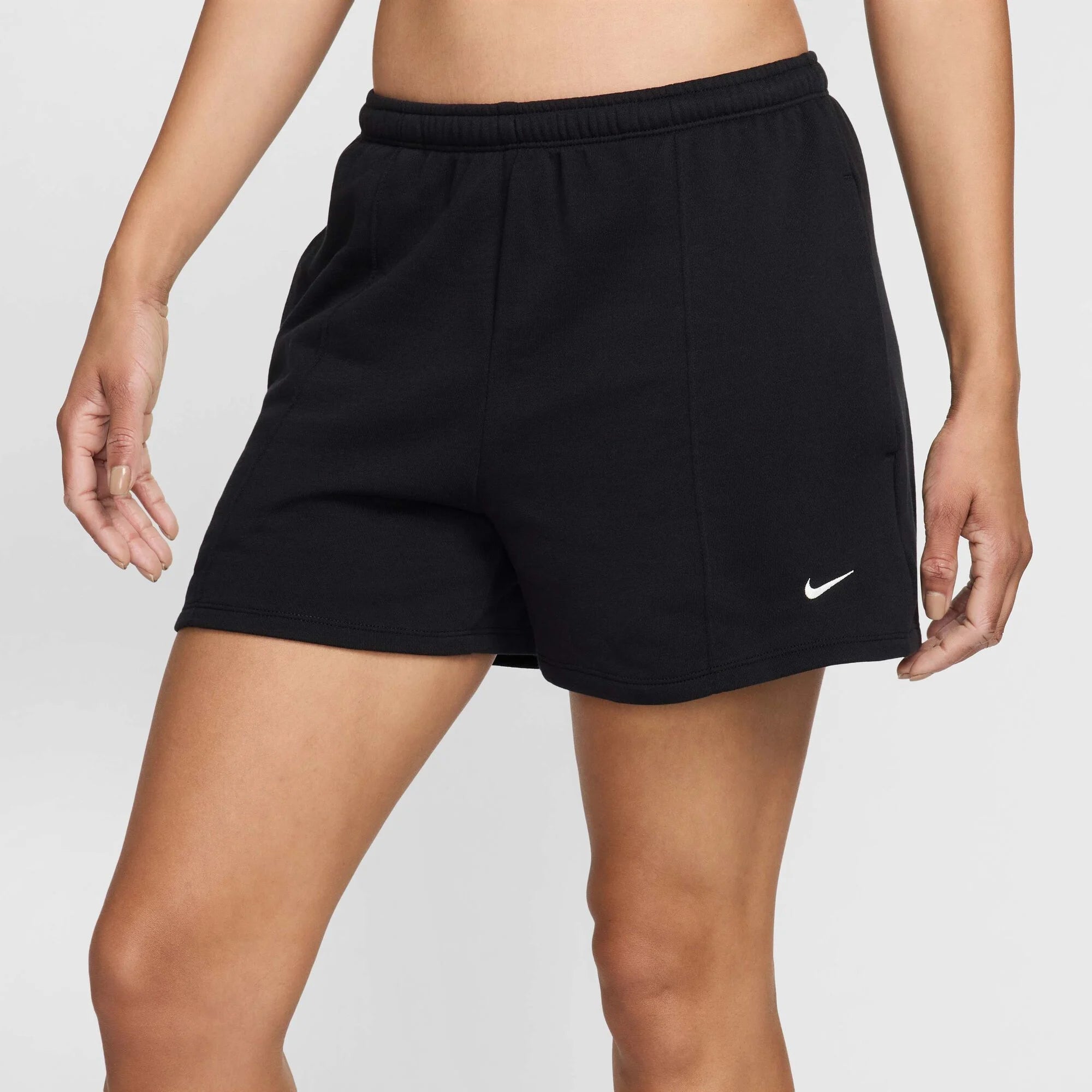 Дамски къс панталон Nike Sportswear Chill Terry Mid-Rise French Terry Shorts - HF6940-010 отпред