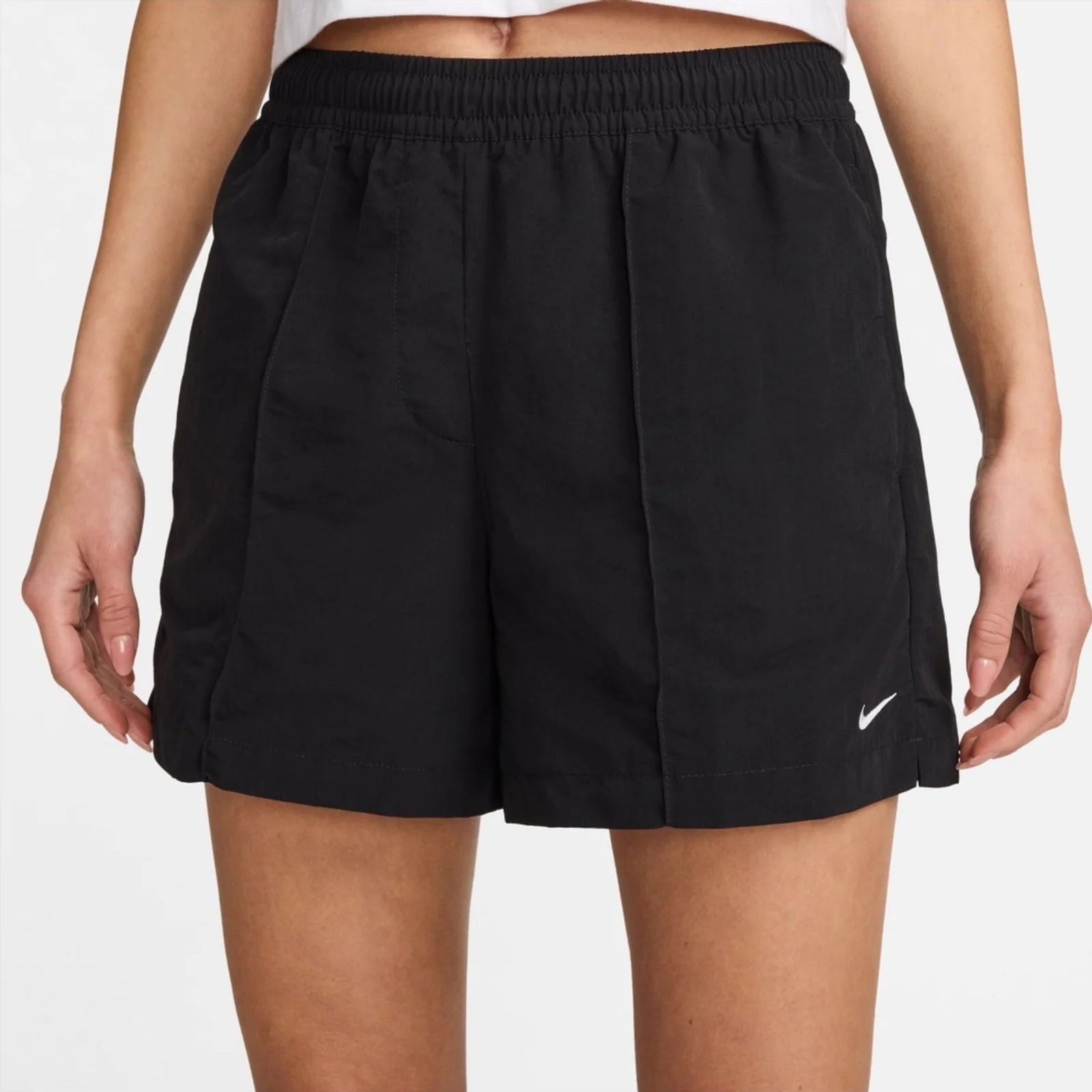 Дамски къс панталон Nike Essential Mid-Rise Woven Shorts - FV6622-010 отпред