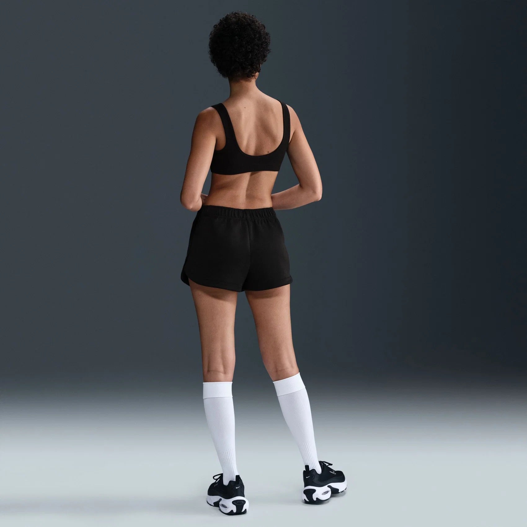 Дамски къс панталон Nike Windrunner Poly Knit Mid Rise Shorts - HJ1406-010 модел отзад