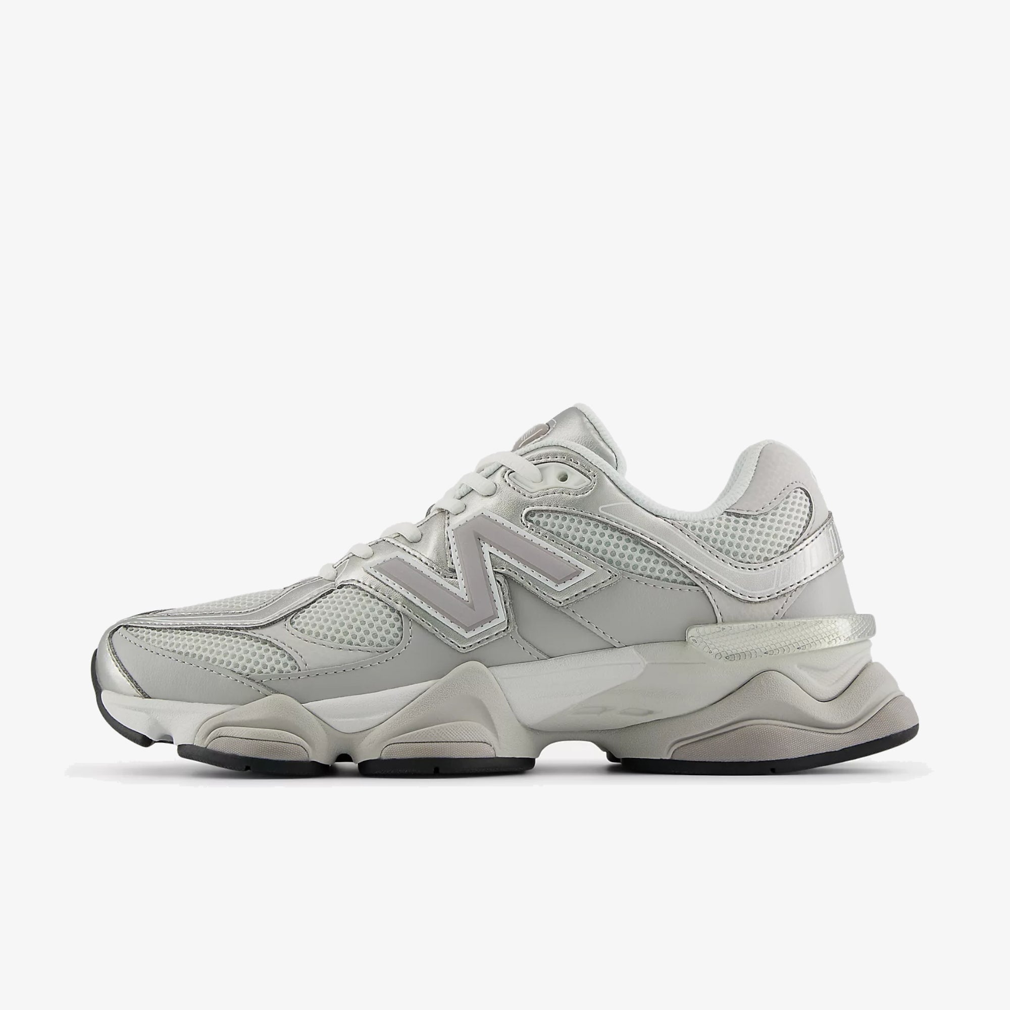 Дамски маратонки New Balance 9060 - U90606MU