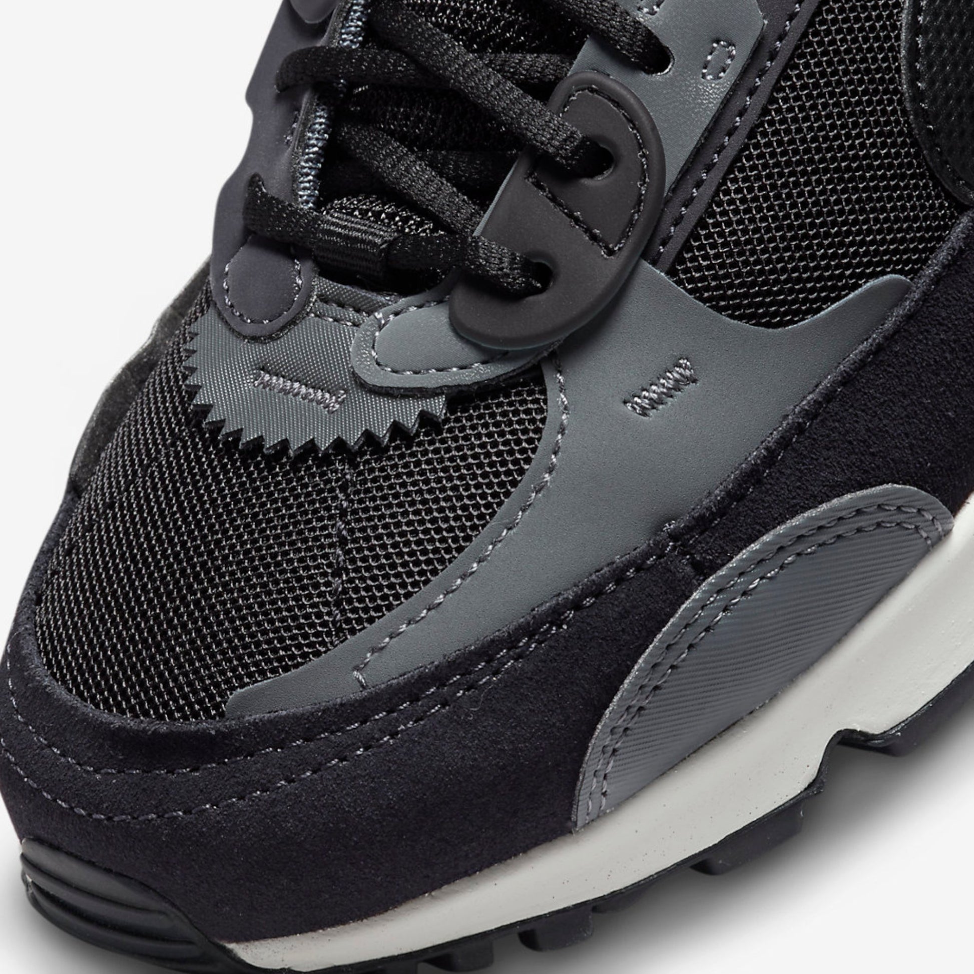 Дамски маратонки Nike Air Max 90 Futura - Airhouse