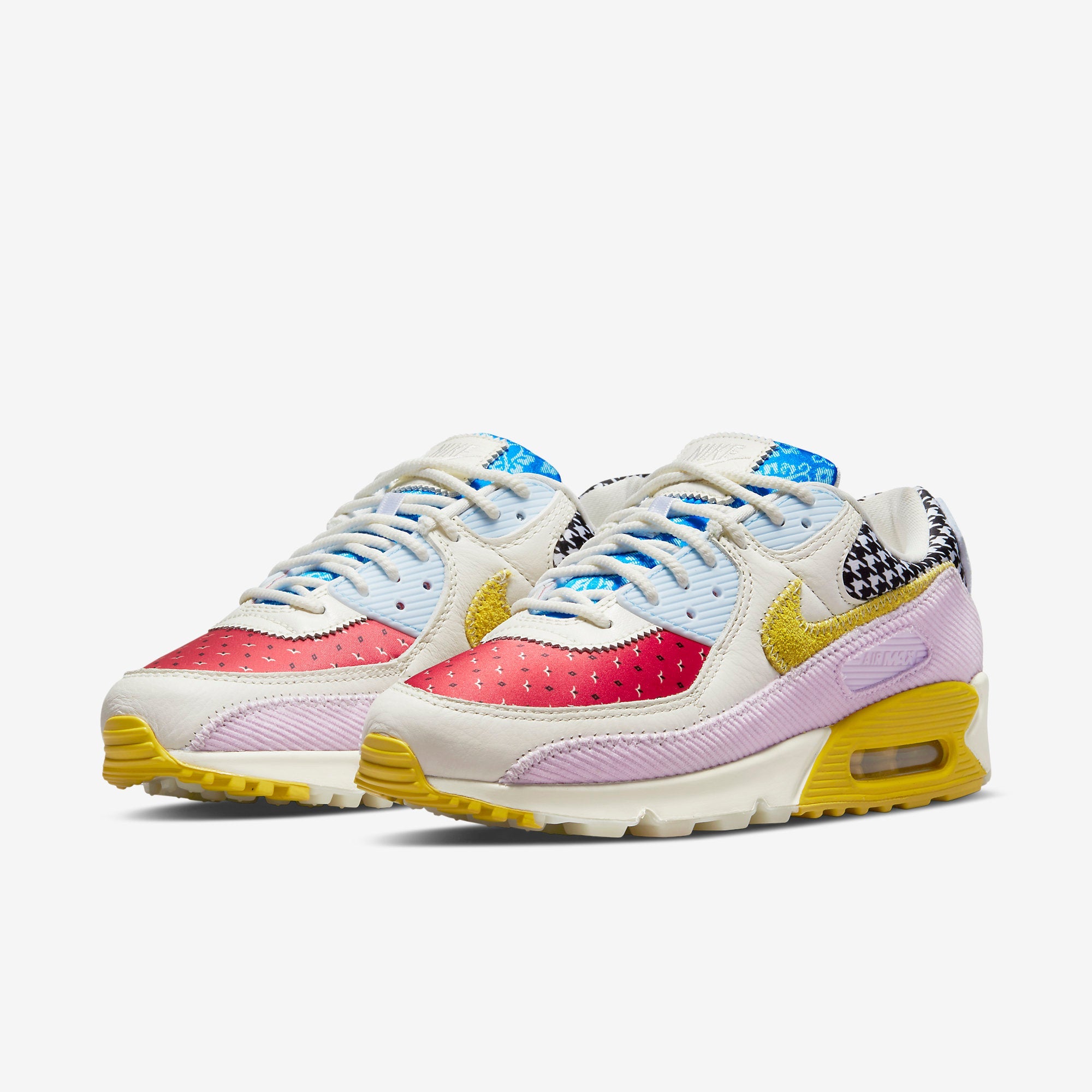 Дамски маратонки Nike Air Max 90 "Patchwork" - DM8075-100 отпред