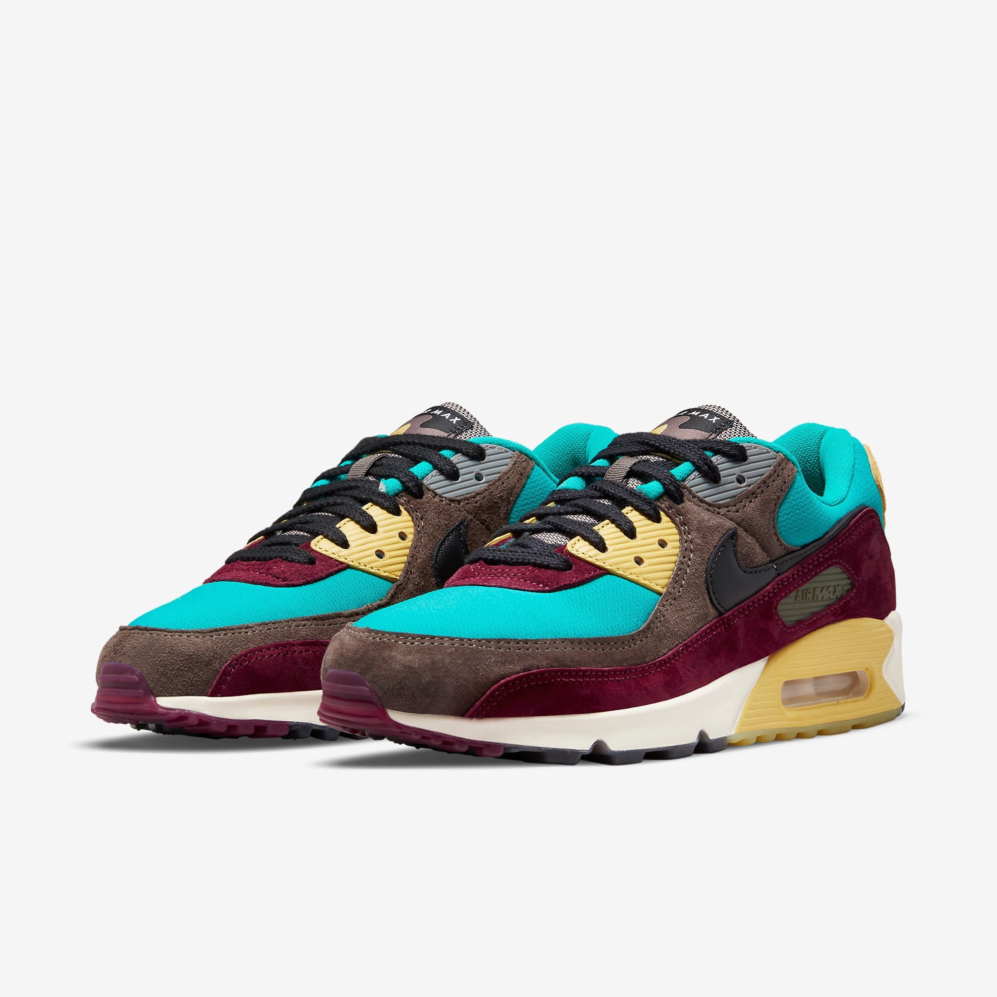 Дамски маратонки Nike Air Max 90 "Ridgerock" - DC6083-200 отпред