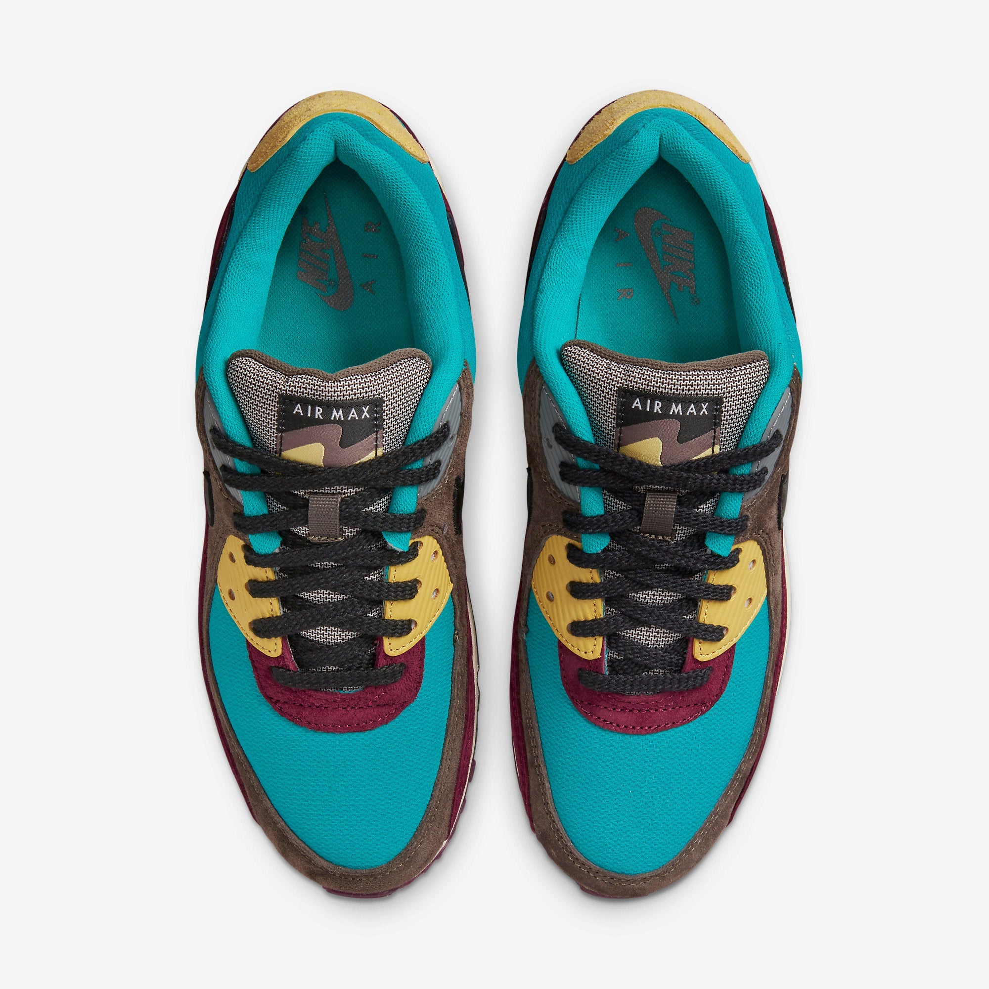 Дамски маратонки Nike Air Max 90 "Ridgerock" - DC6083-200 отгоре