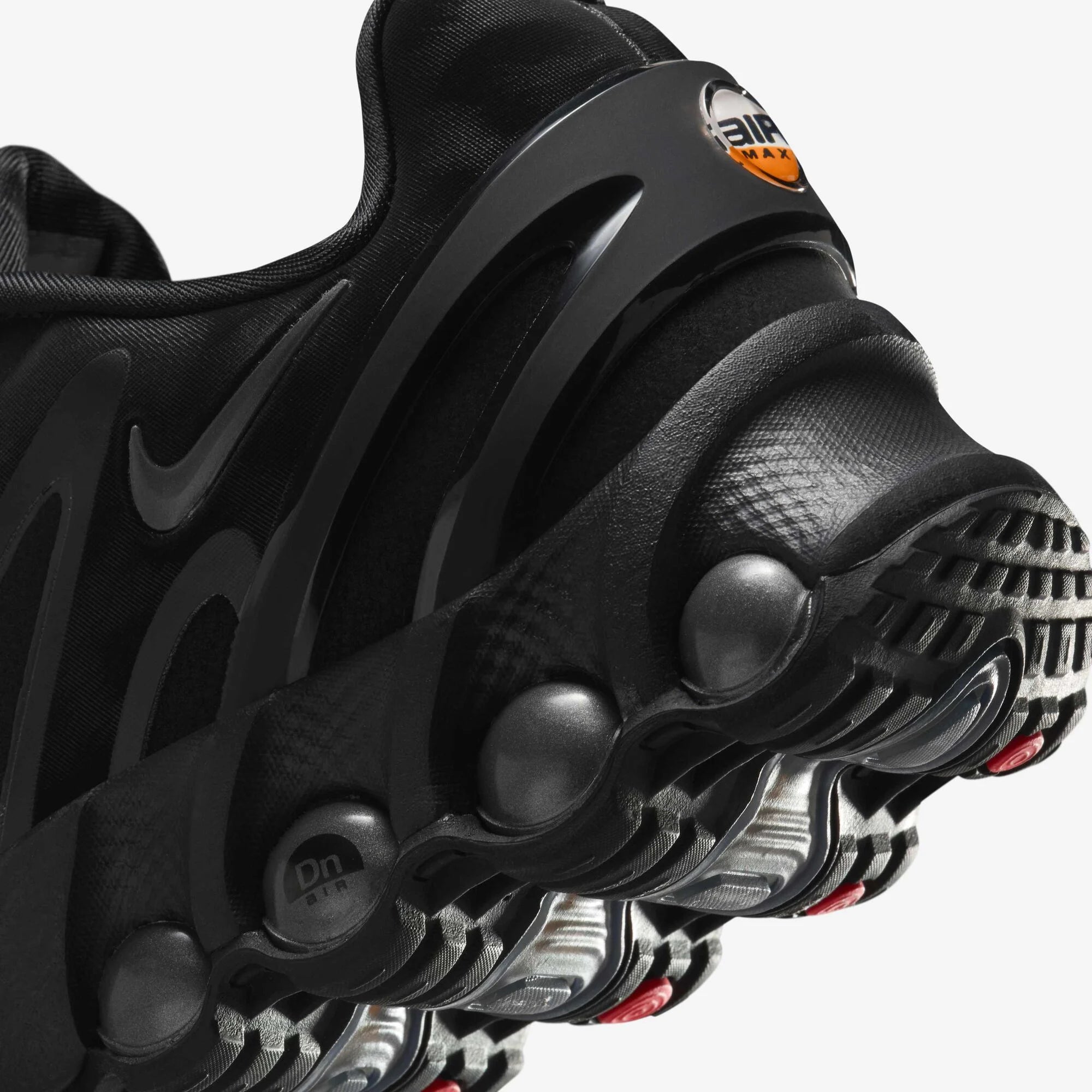 Дамски маратонки Nike Air Max Dn8 SE - Airhouse