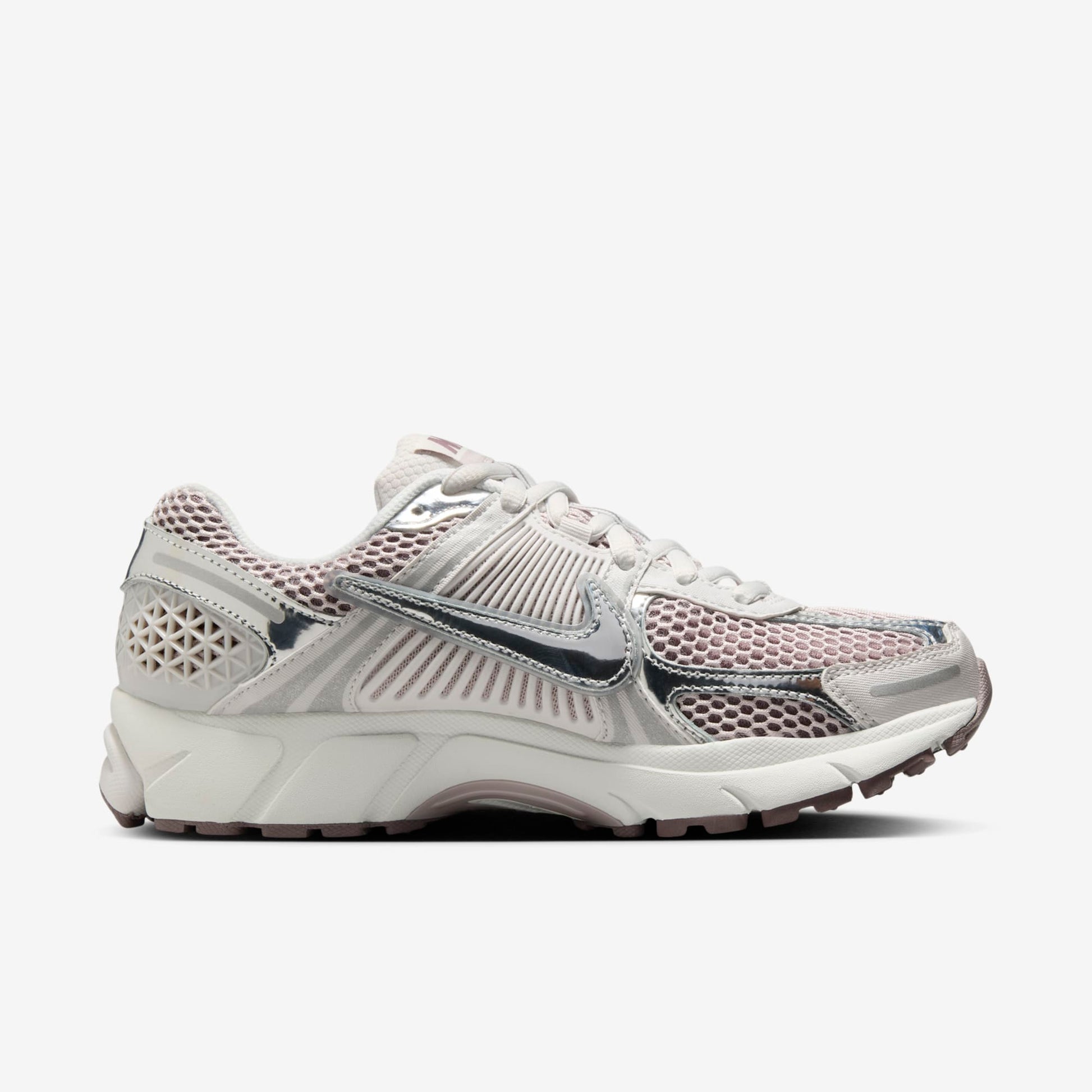 Дамски маратонки Nike Zoom Vomero 5 - Airhouse