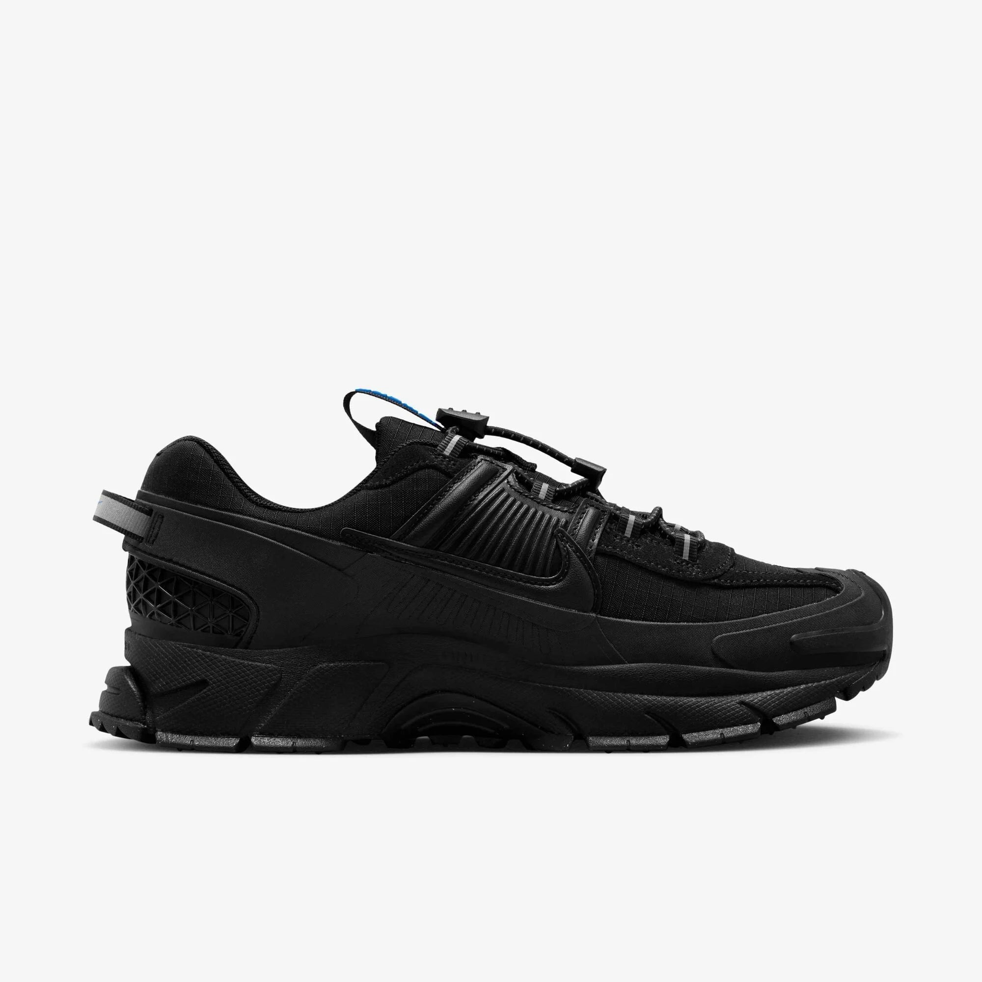 Дамски маратонки Nike Zoom Vomero Roam - Airhouse