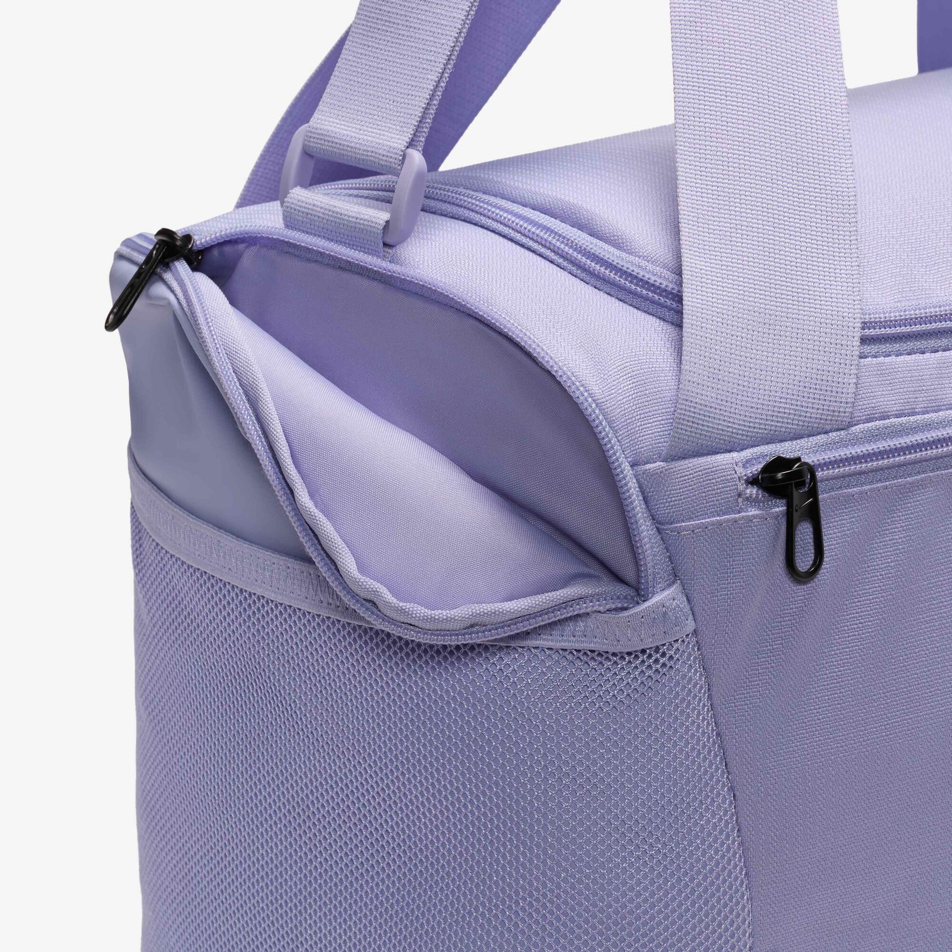 Дамски сак Nike Brasilia 9.5 Duffel Bag - 25L - Airhouse