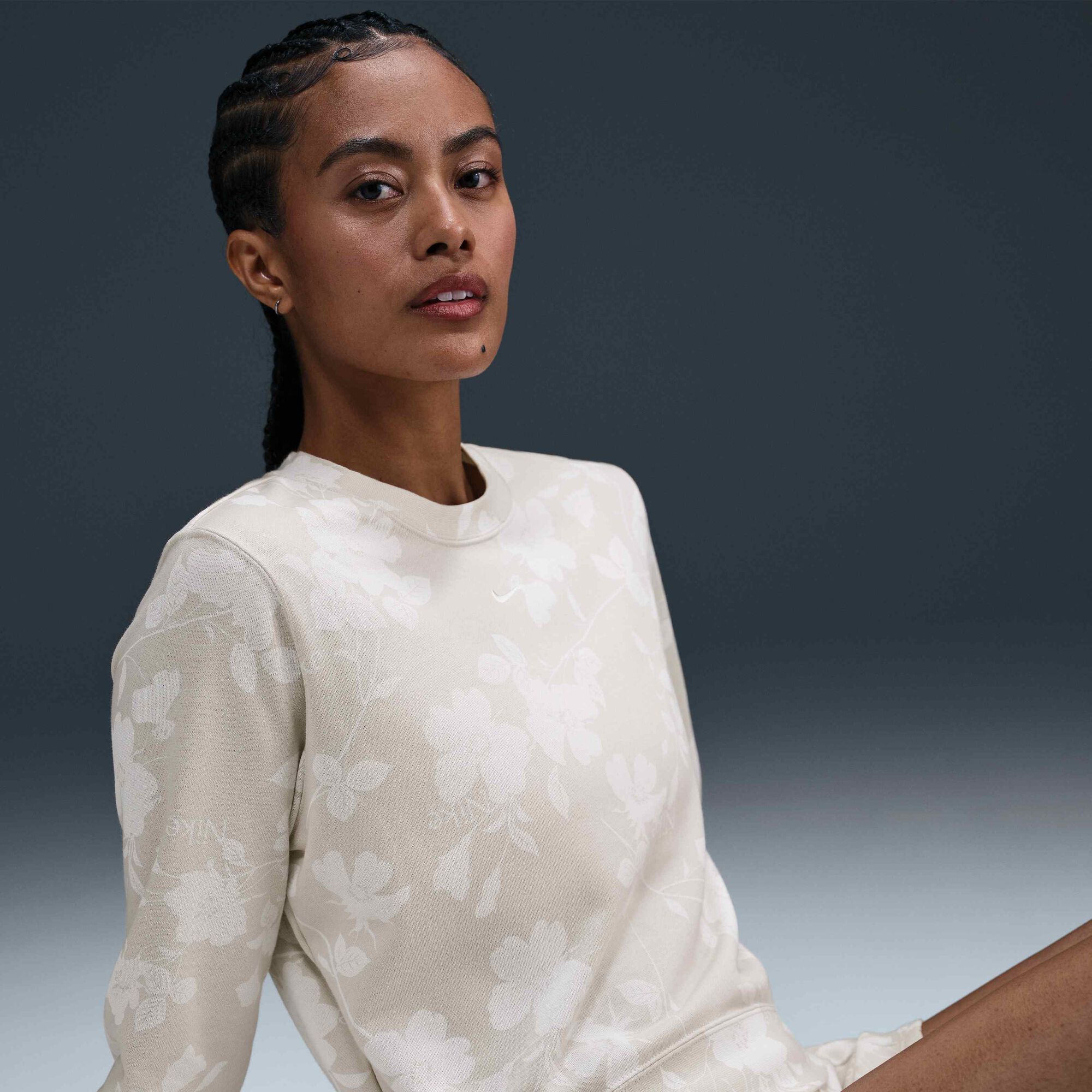 Дамски суитшърт Nike Chill Sweatshirt - Airhouse