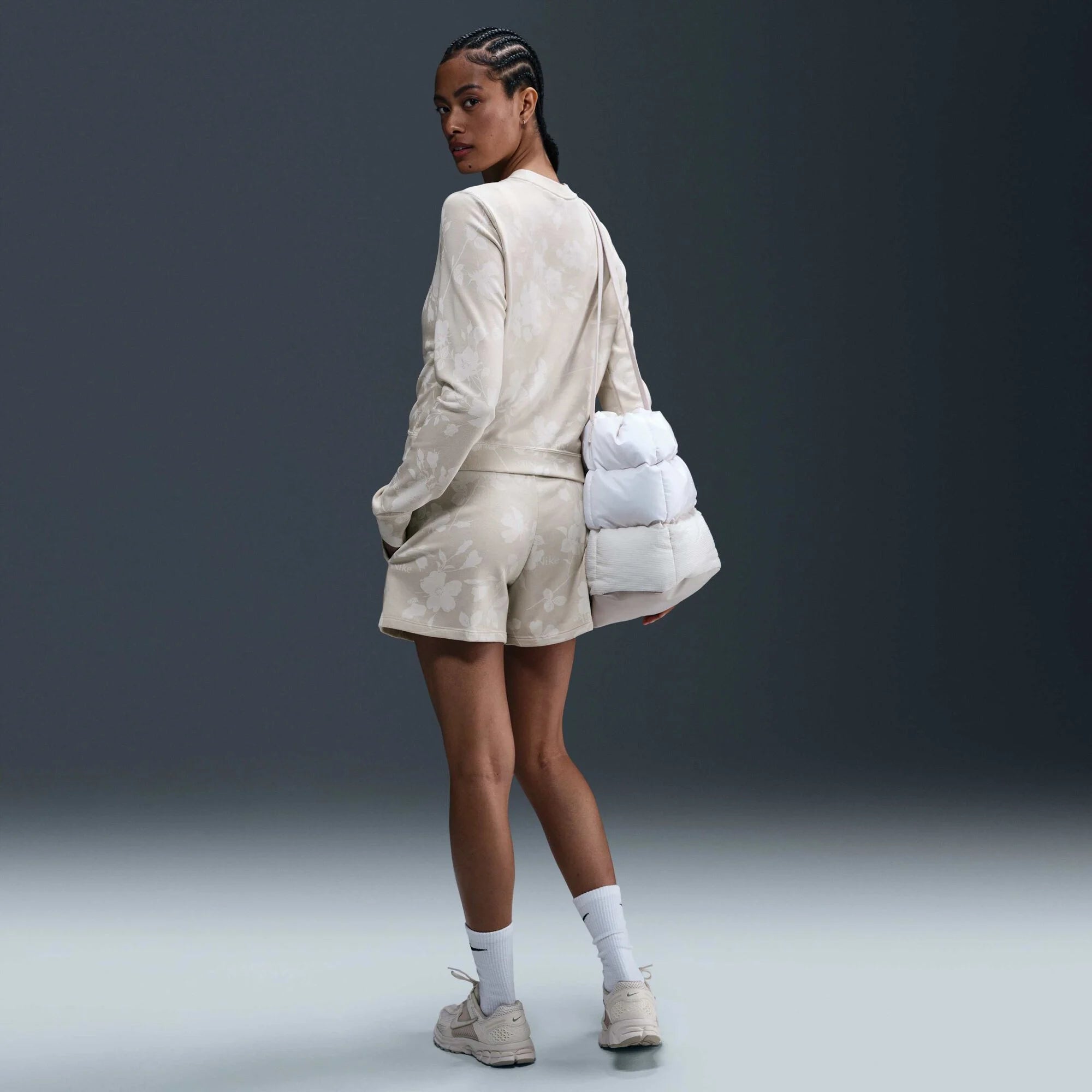 Дамски суитшърт Nike Chill Sweatshirt - Airhouse