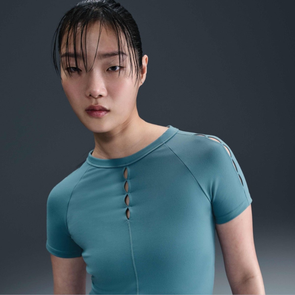 Дамски топ Nike One Fitted Top - Airhouse