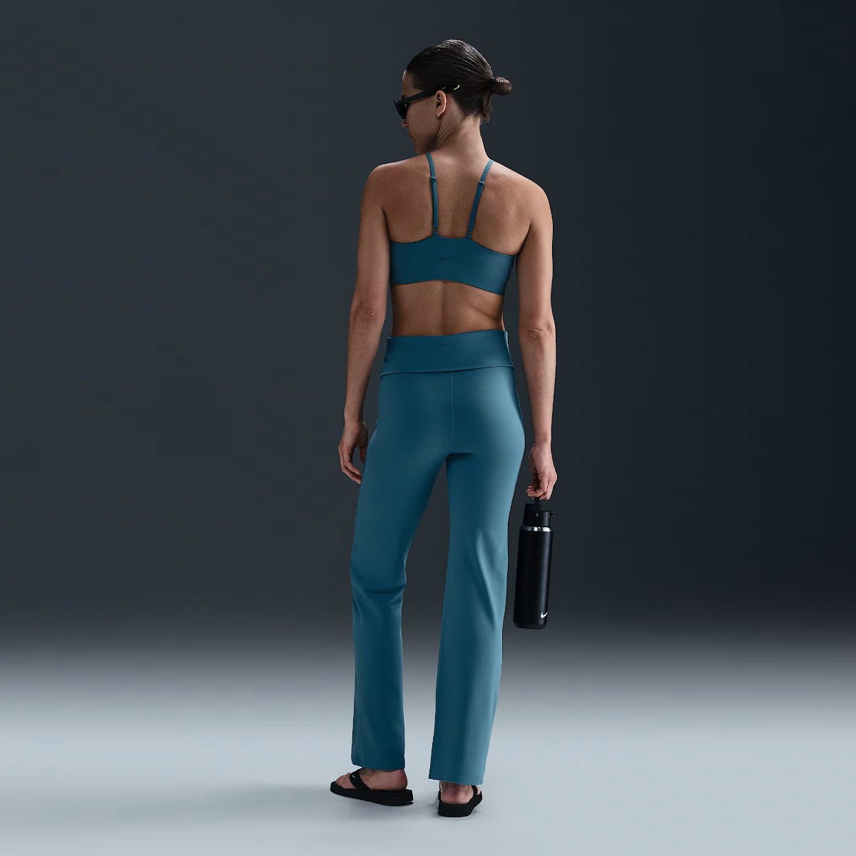 Дамско бюстие Nike One Keyhole Bra - Airhouse