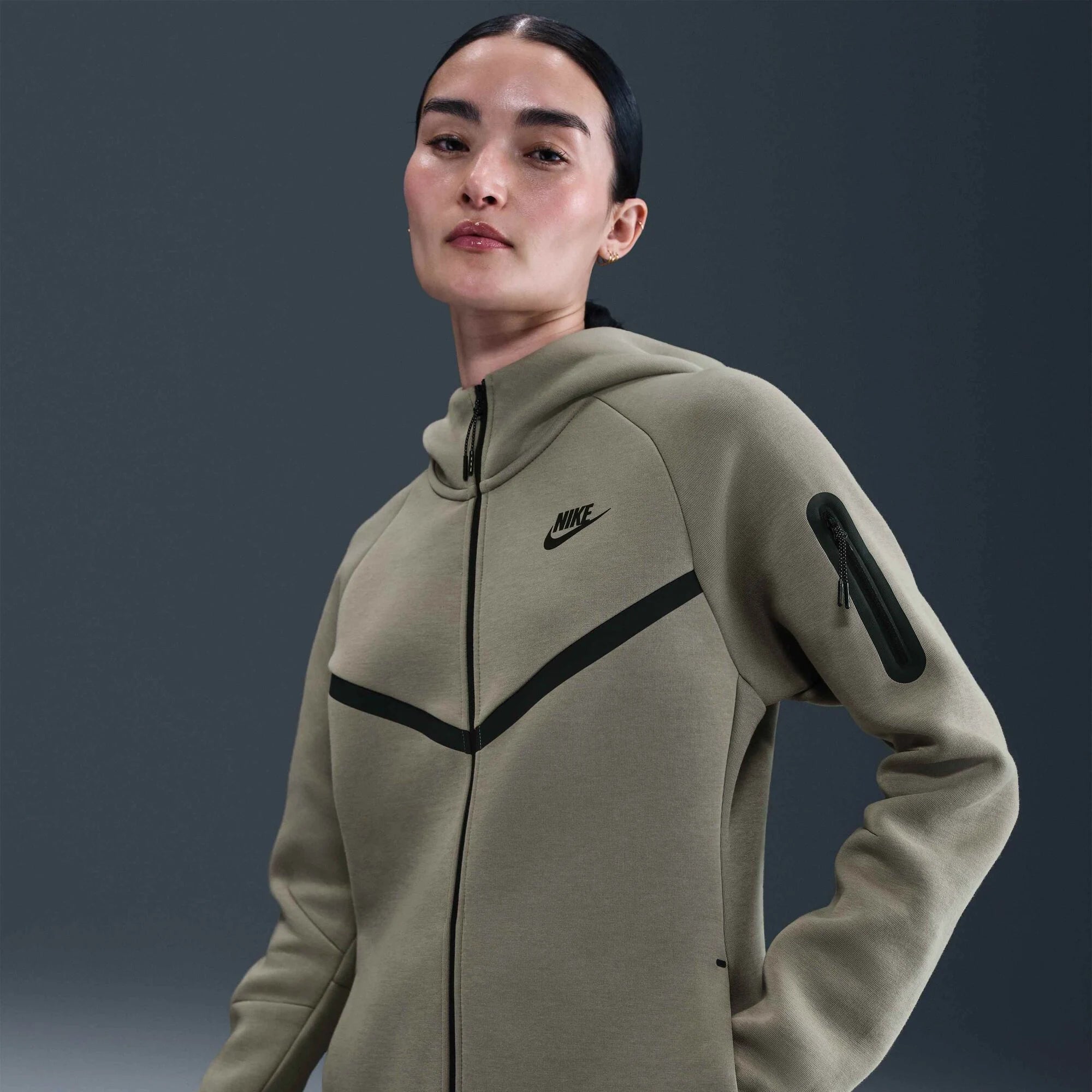 Дамско худи Nike Tech Fleece Hoodie - Airhouse