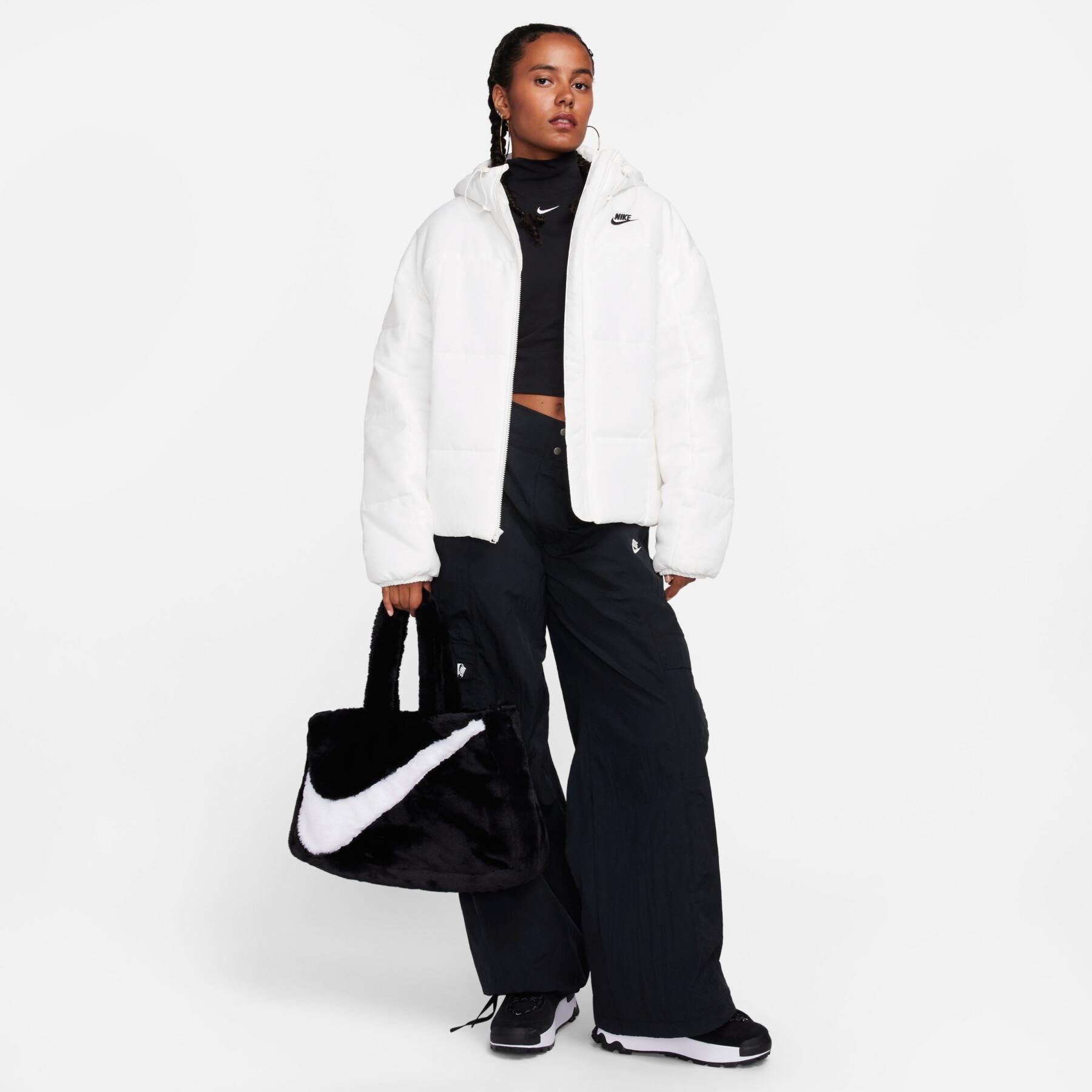 Дамско яке Nike Therma - FIT Essentials Puffer Jacket - Airhouse