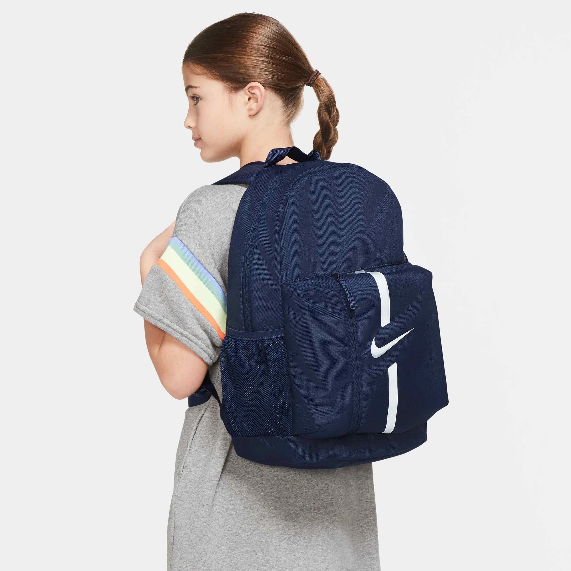 Детска раница Nike Academy Team Football Backpack (22L) - DA2571-411 модел