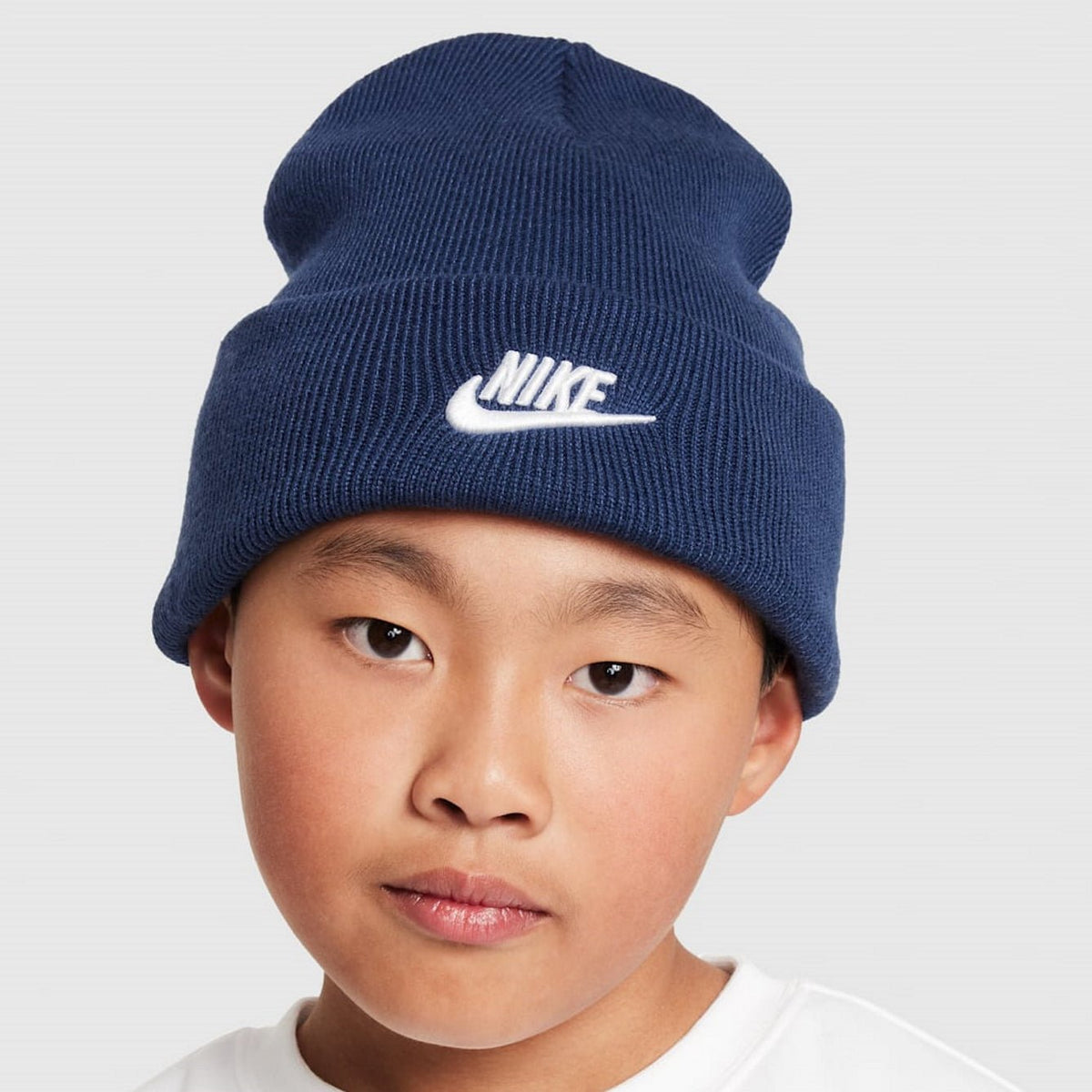 Детска шапка Nike Peak Beanie - HF5498-410