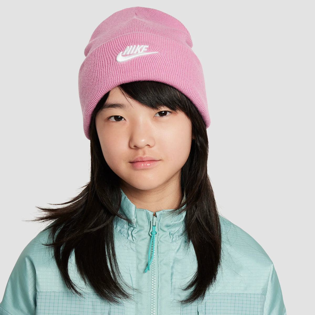 Детска шапка Nike Peak Beanie - HF5498-646