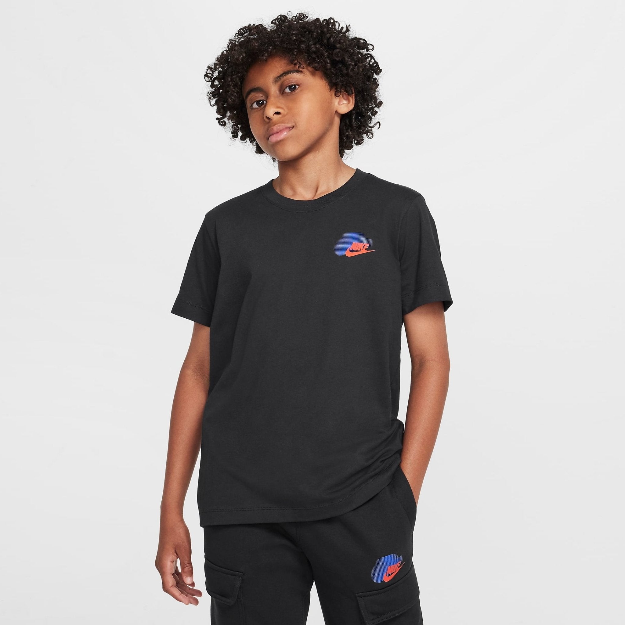 Детска тениска Nike Standard Issue Graphic Tee - Airhouse