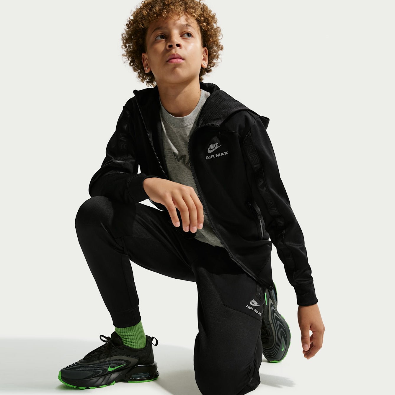 Детски джогър Nike Air Max Jogger - IO1155-010 модел