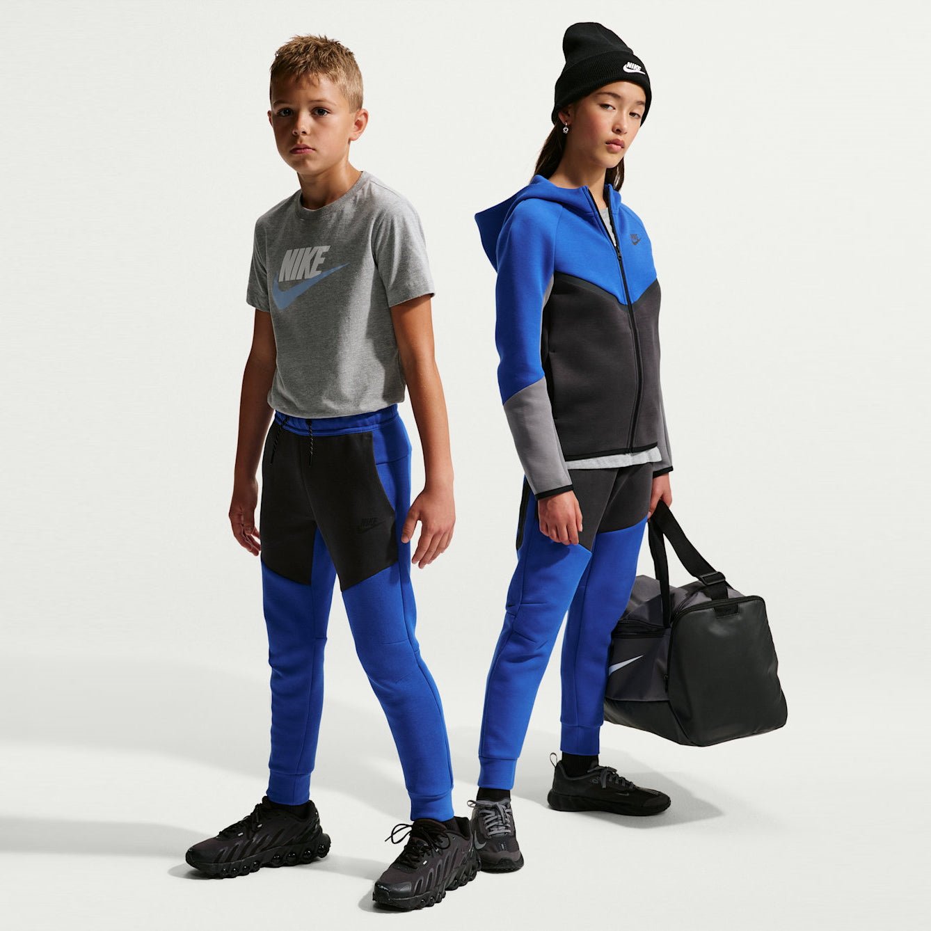 Детски джогър Nike Sportswear Tech Fleece Jogger - HV5869-481
