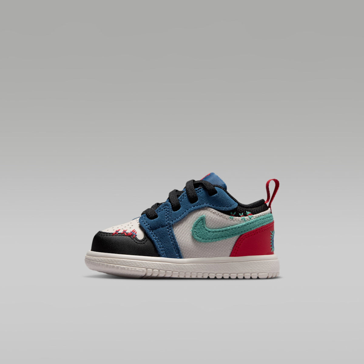 Детски кецове Jordan 1 Low Alt SE (TD) - IO2064-401
