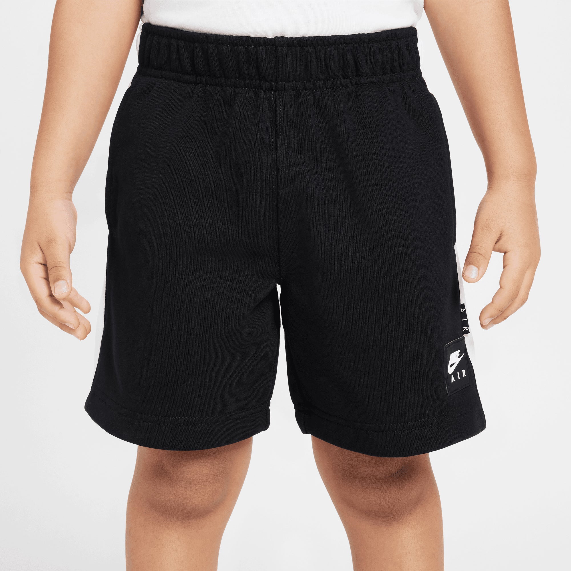 Детски комплект Nike Sportswear Nike Air Tee and Shorts Set - 86M753-023 детайл панталони