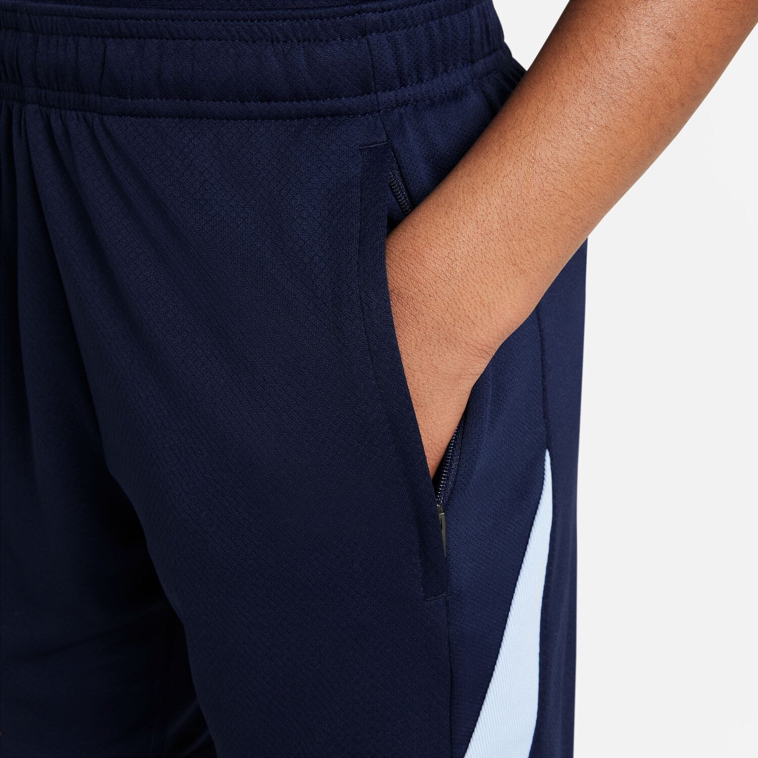 Детски къс панталон Nike FFF Dri-FIT Strike Shorts - FJ3047-499 детайл джоб